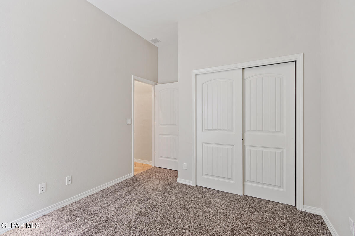 179 White Oaks Trail Property Photo 5