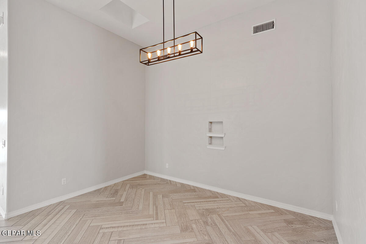 179 White Oaks Trail Property Photo 11