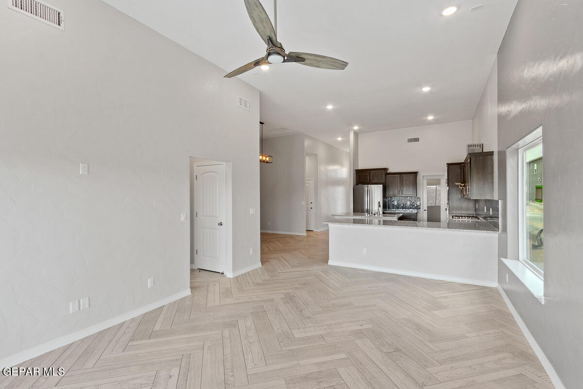 179 White Oaks Trail Property Photo 17