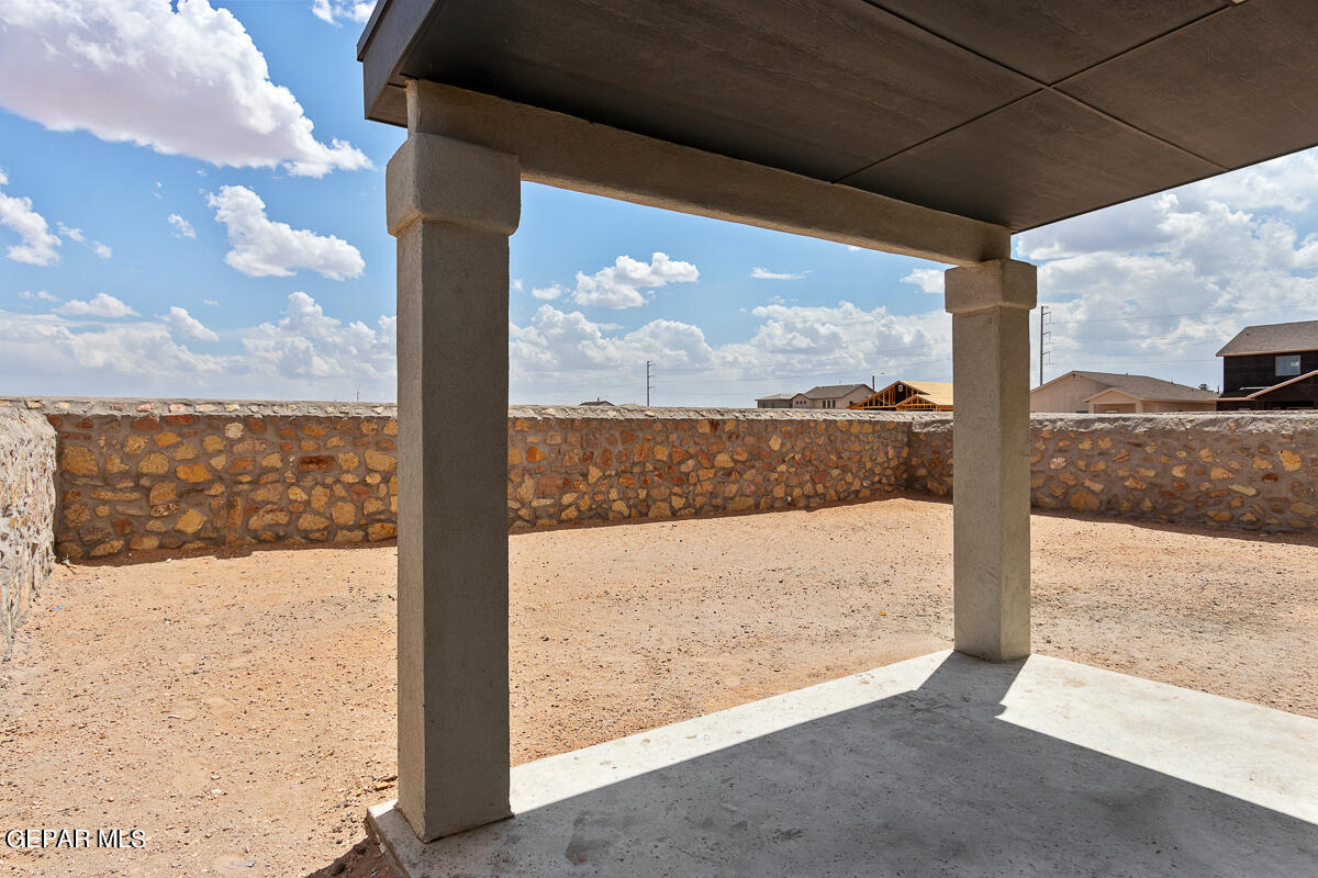 179 White Oaks Trail Property Photo 25