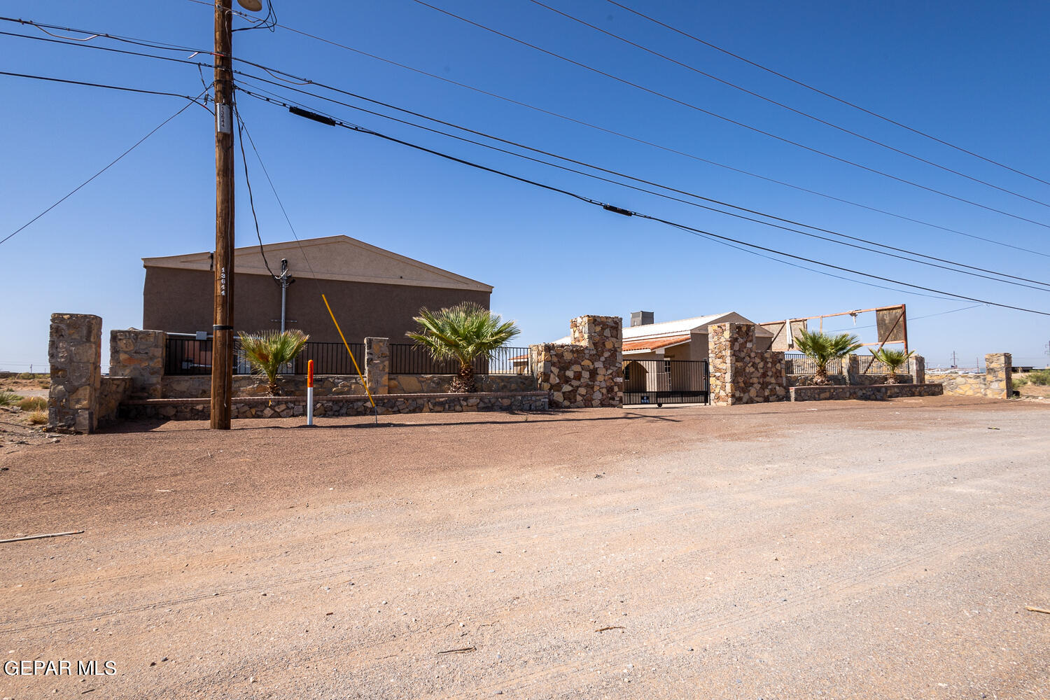 13644 David Drive Property Photo 1