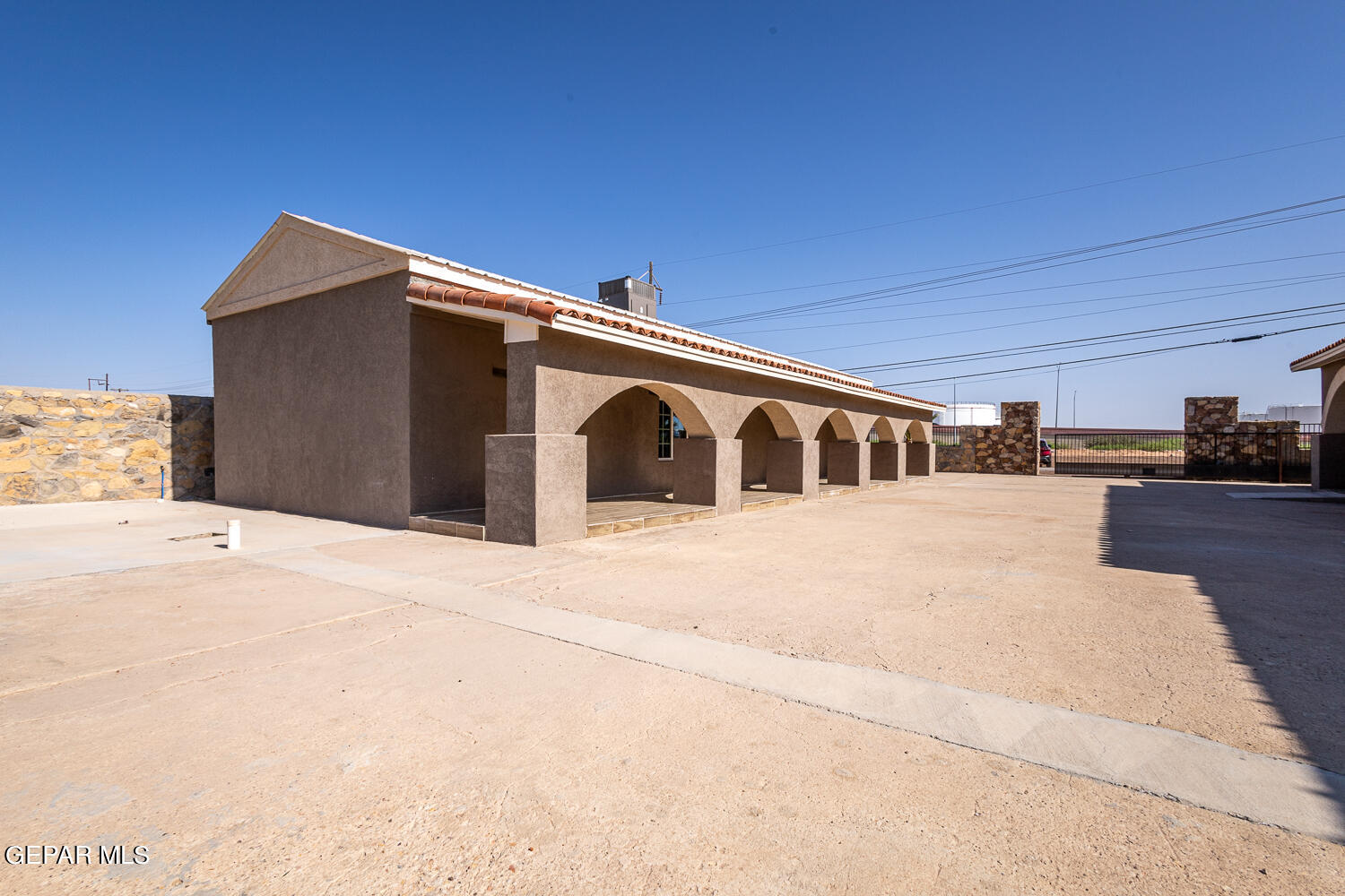 13644 David Drive Property Photo 11