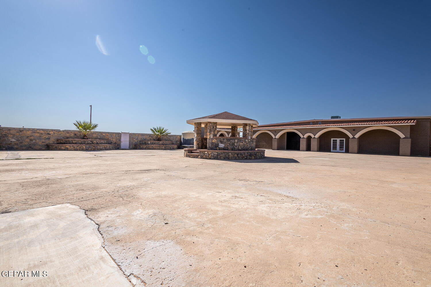 13644 David Drive Property Photo 13