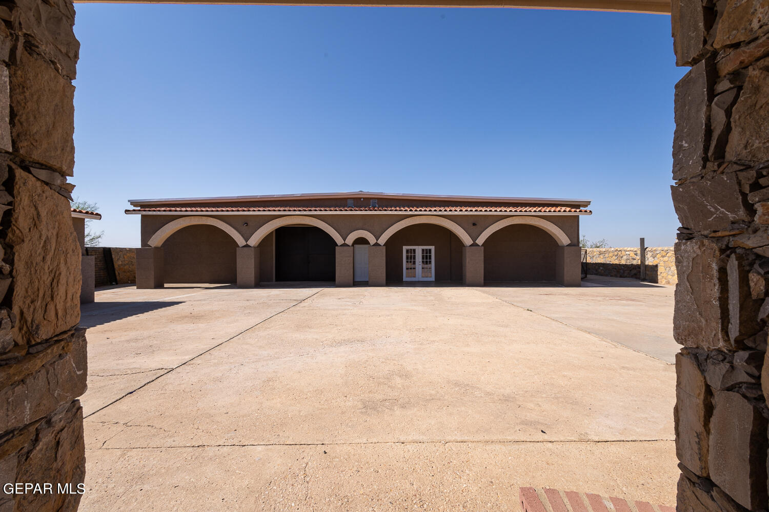 13644 David Drive Property Photo 18