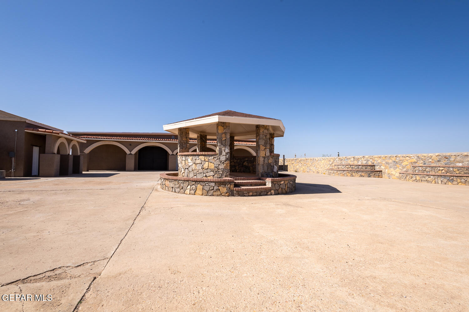 13644 David Drive Property Photo 20