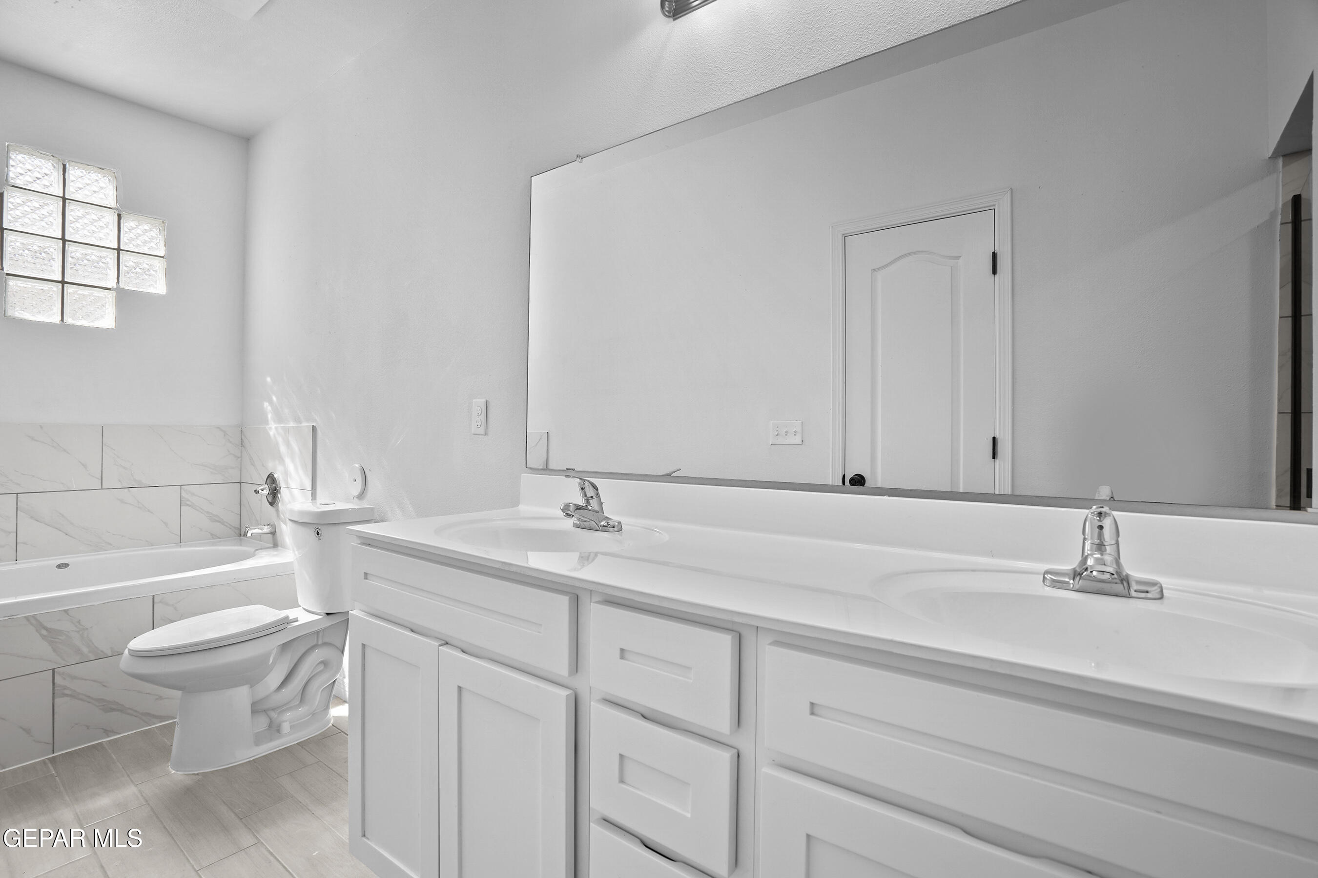 13620 Doncaster Street Property Photo 34