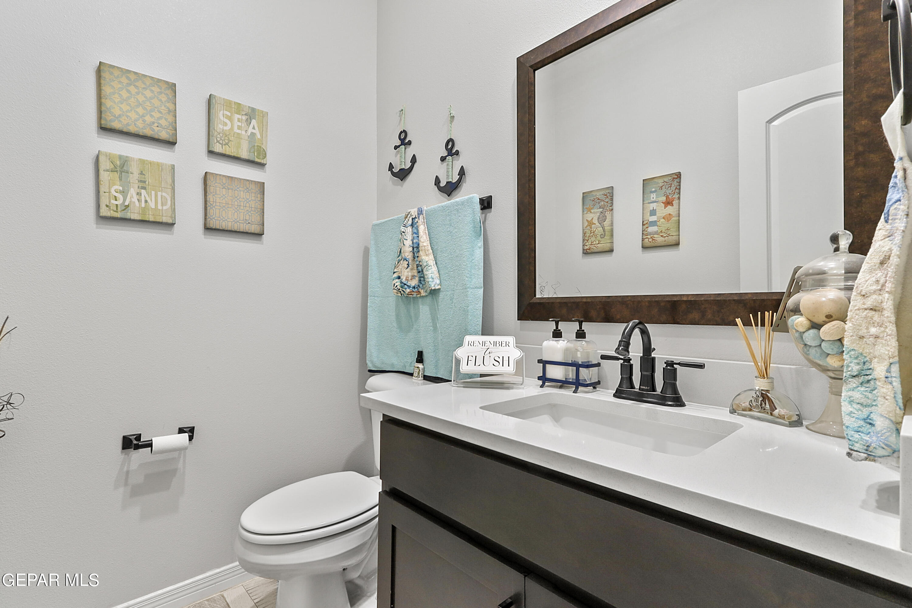 6009 Hidden Passage Avenue Property Photo 8