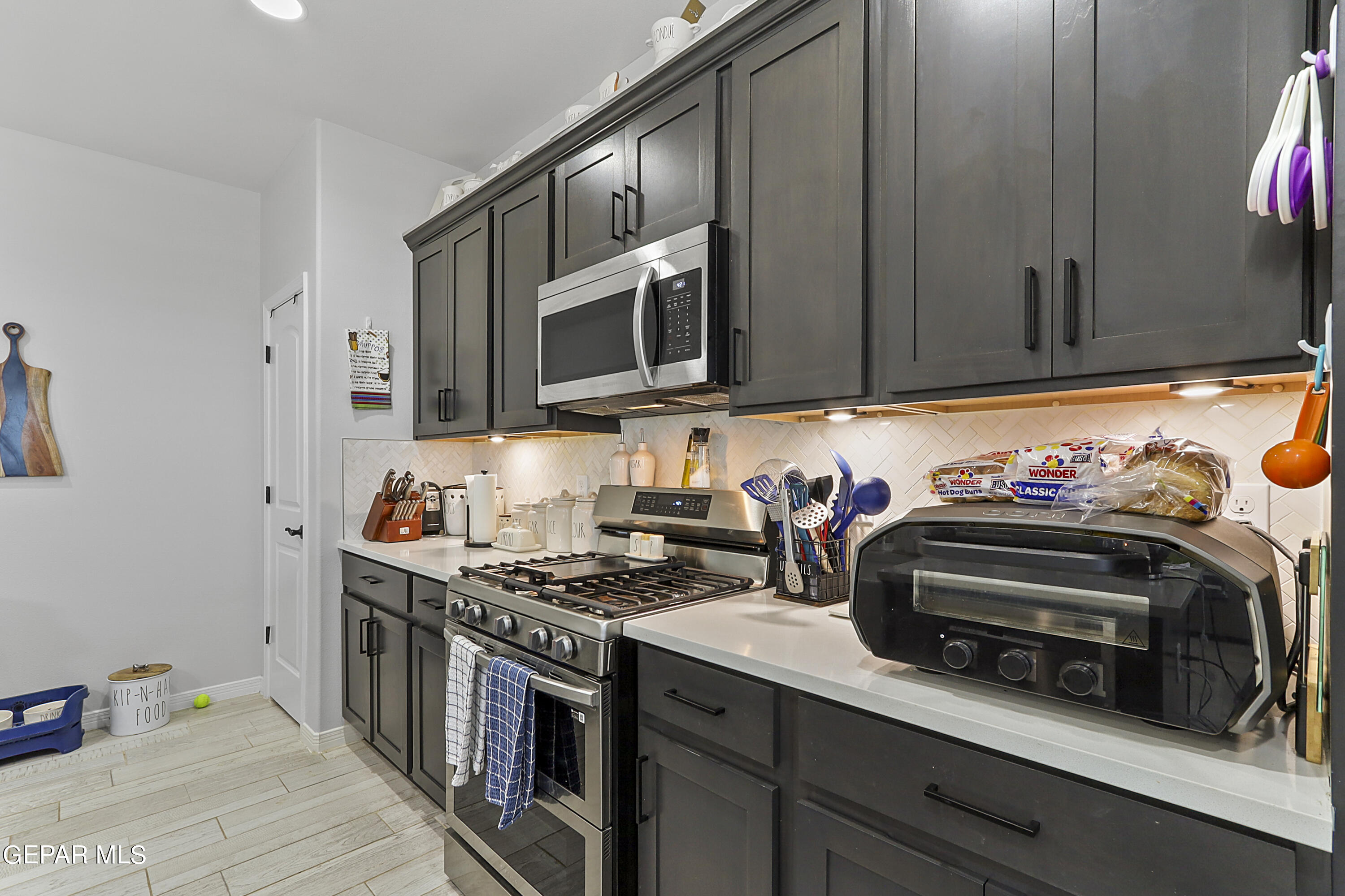 6009 Hidden Passage Avenue Property Photo 16