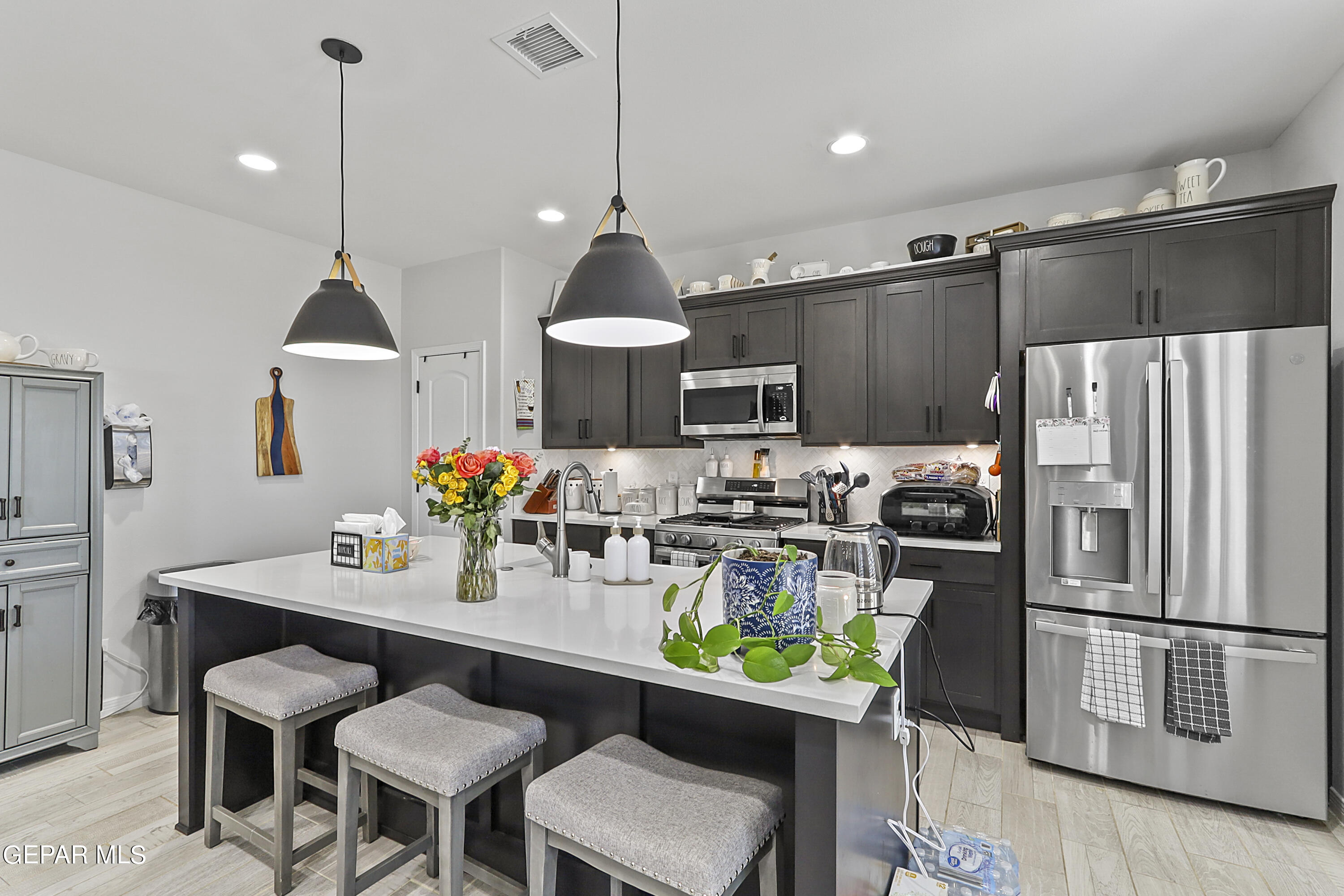 6009 Hidden Passage Avenue Property Photo 18