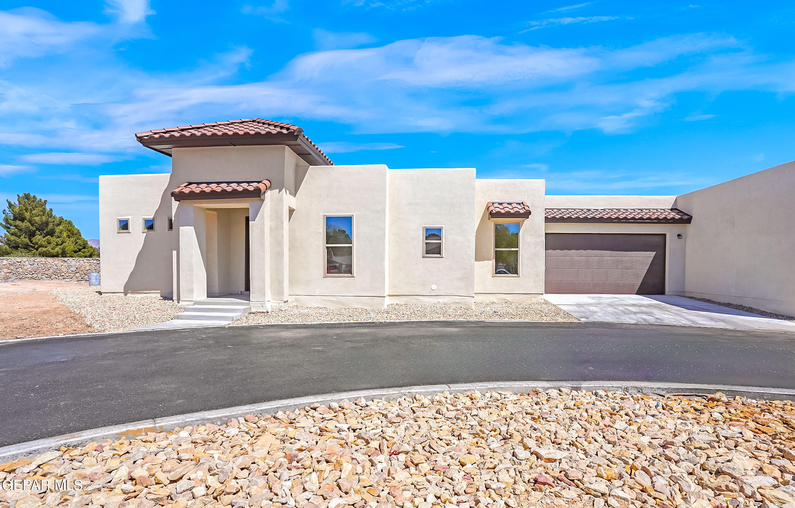 871 Country Club Road, 1d Property Photo 13