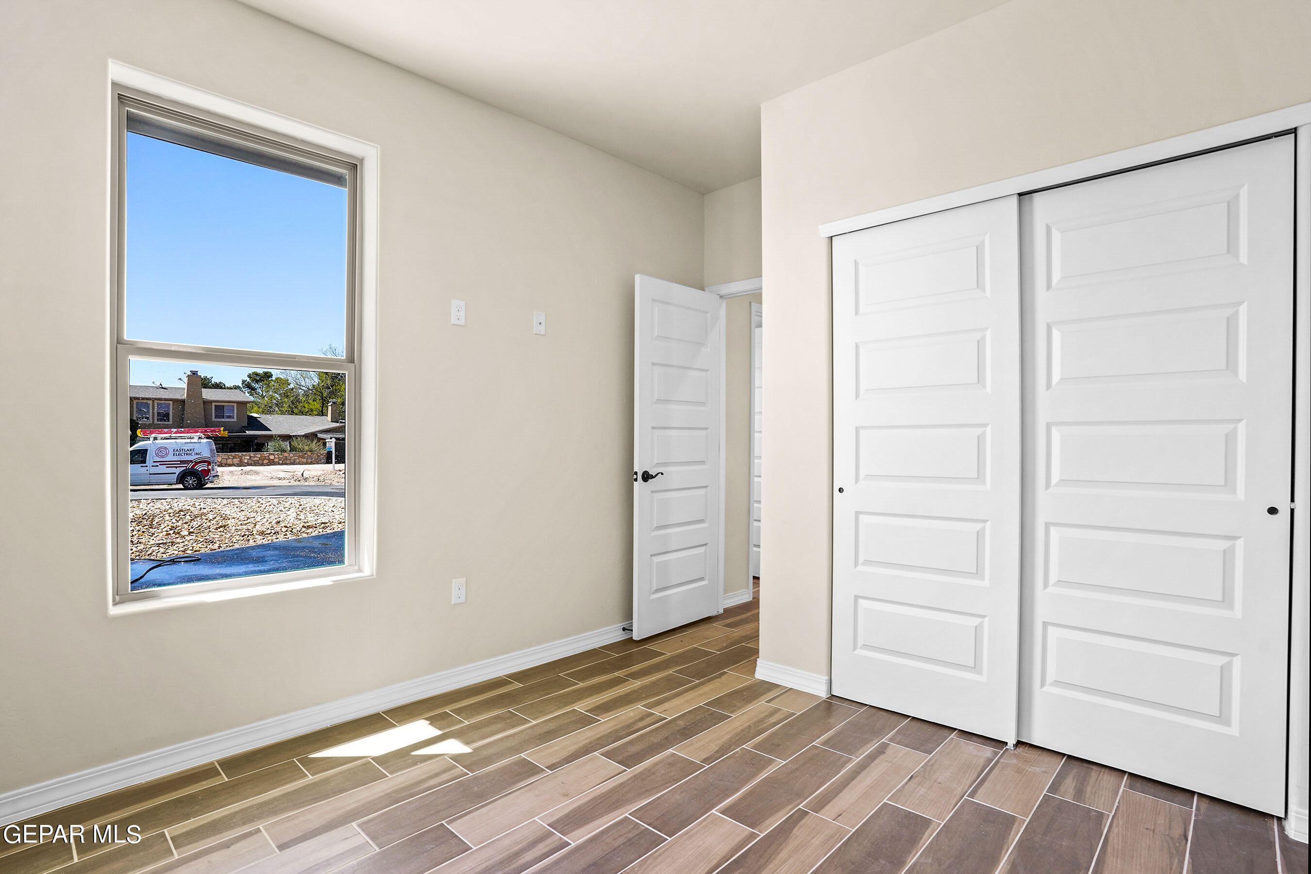 871 Country Club Road, 1d Property Photo 25