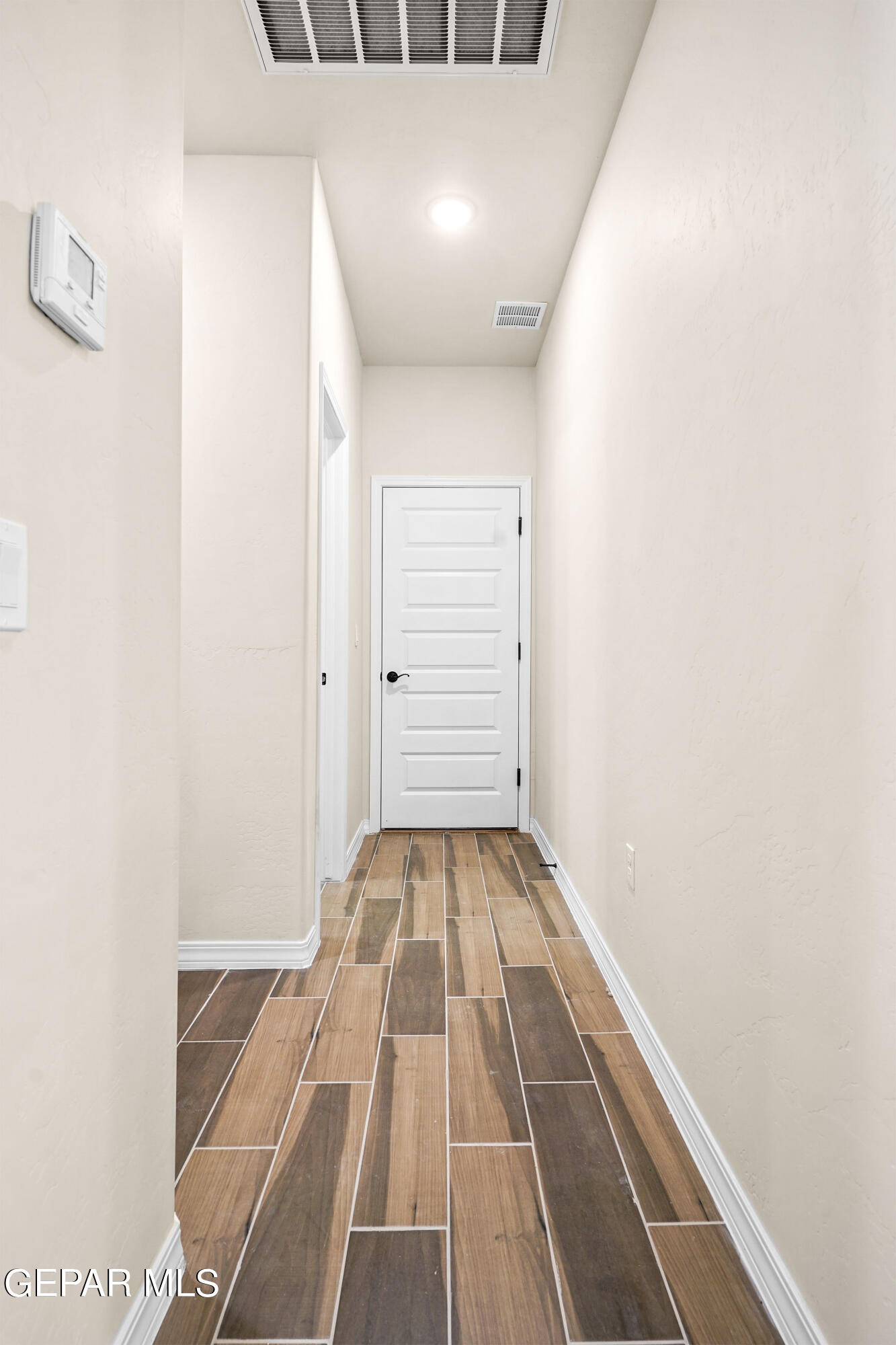 871 Country Club Road, 1d Property Photo 26