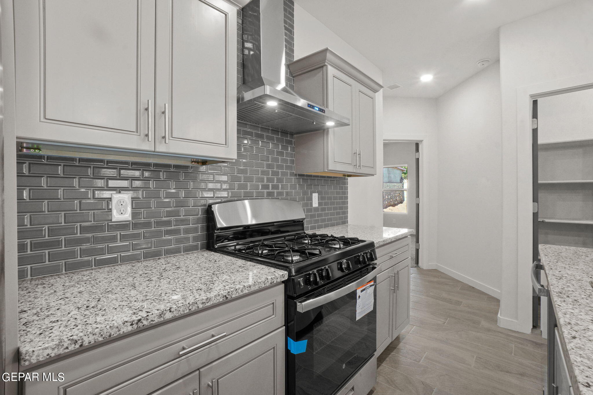 12337 Anson Mills Way Property Photo 8