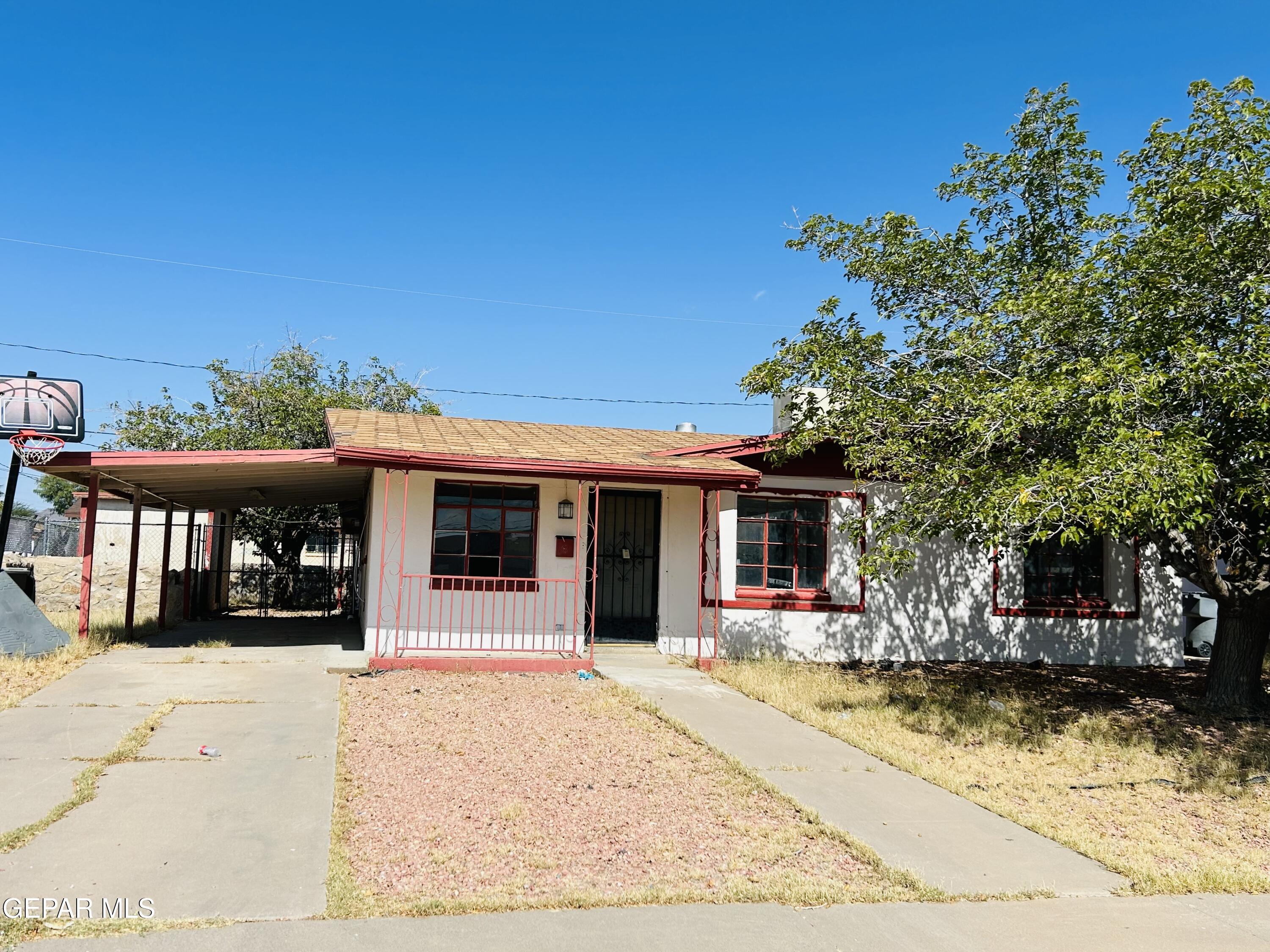5213 Debeers Drive Property Photo
