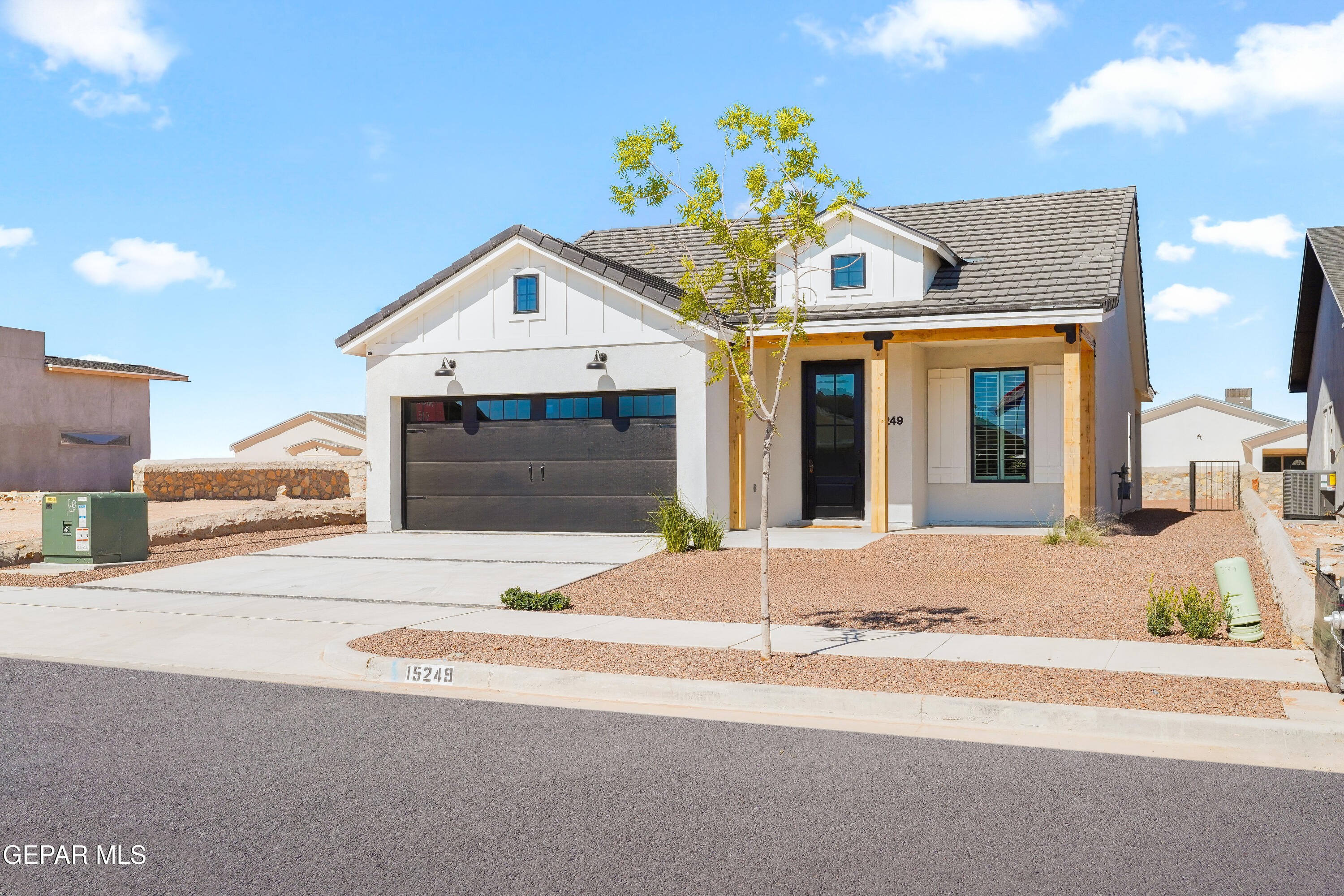 15249 Gauge Court Property Photo 3