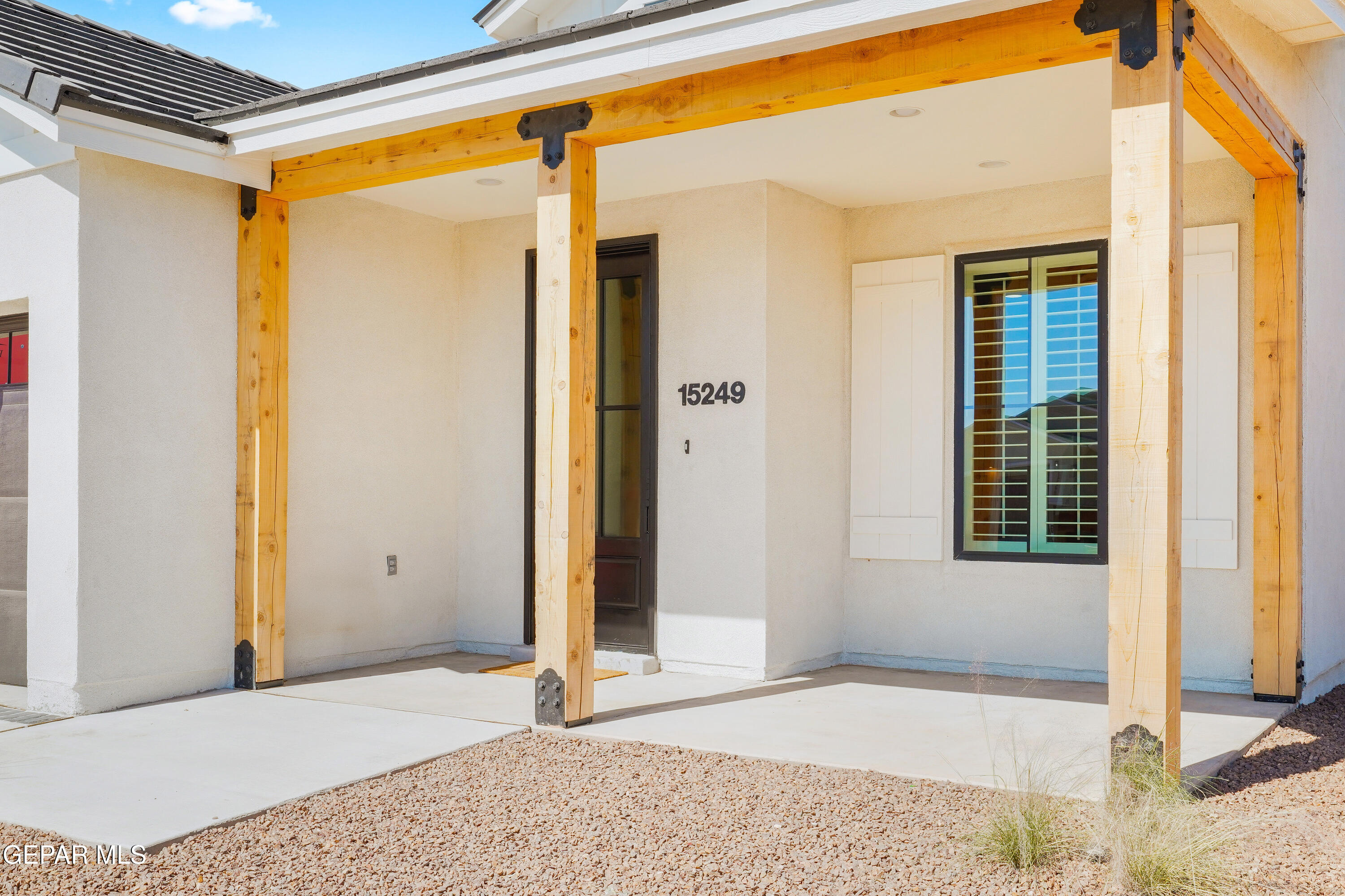 15249 Gauge Court Property Photo 4