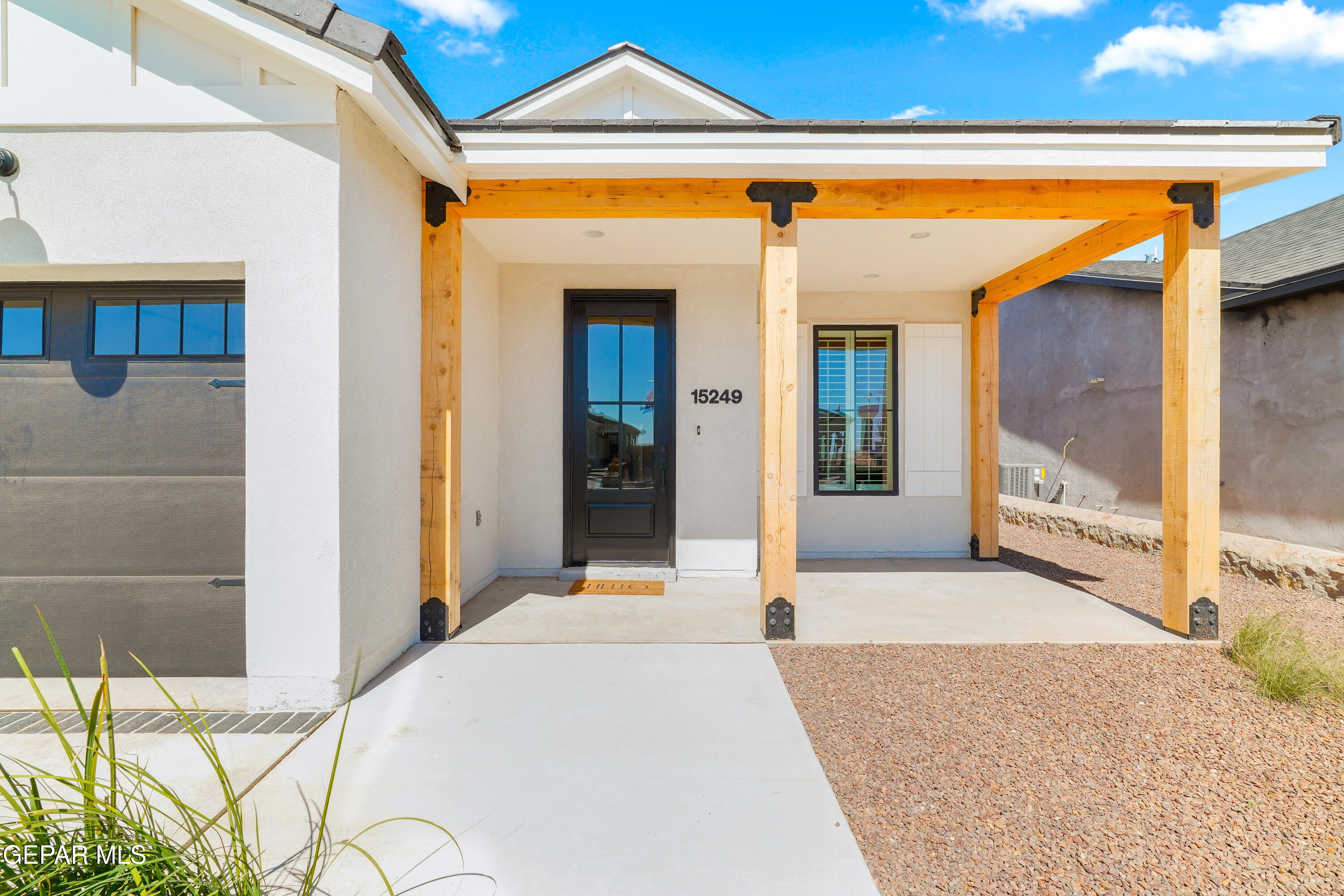 15249 Gauge Court Property Photo 5
