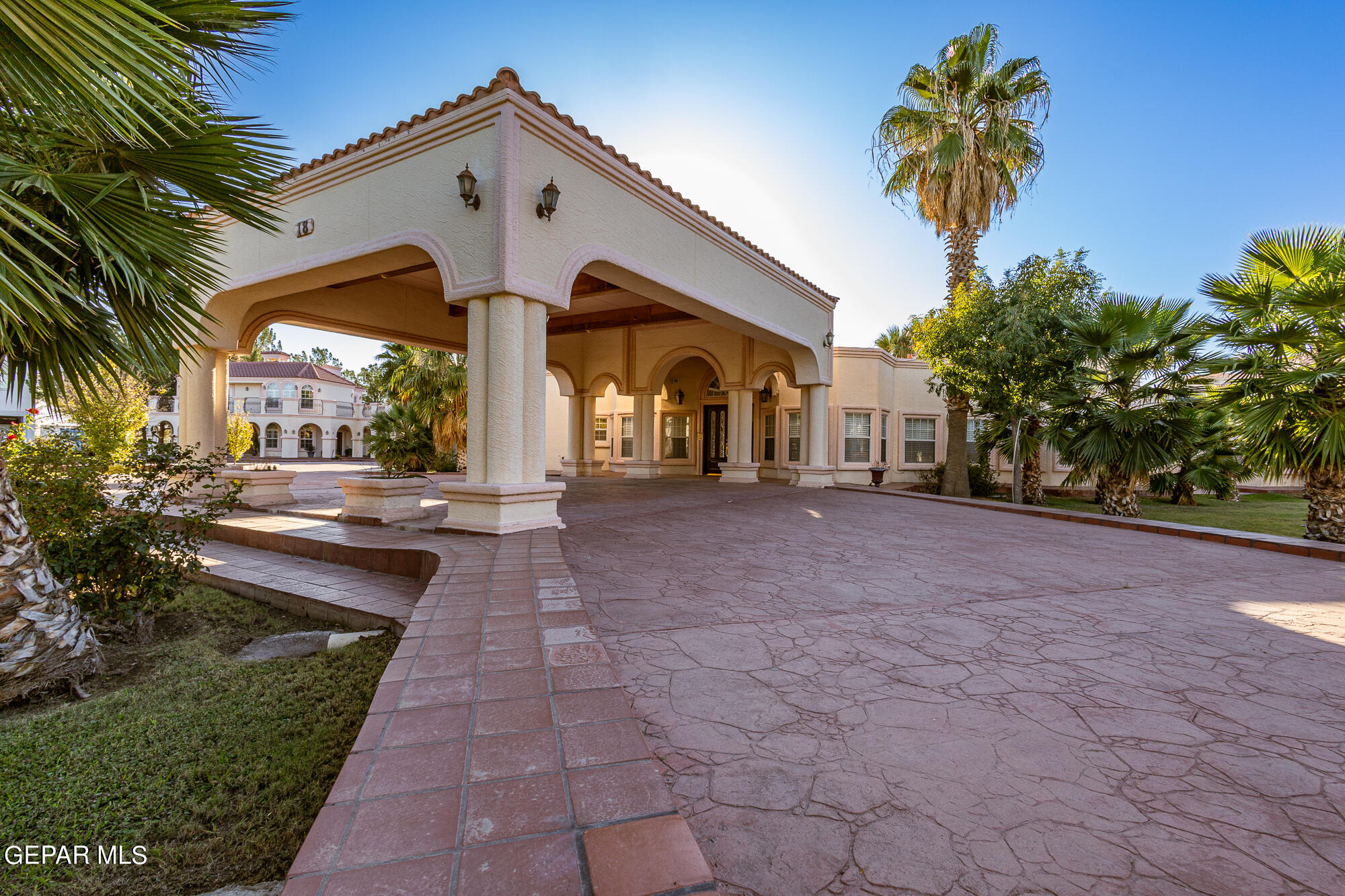 18 Via Placita Property Photo 1