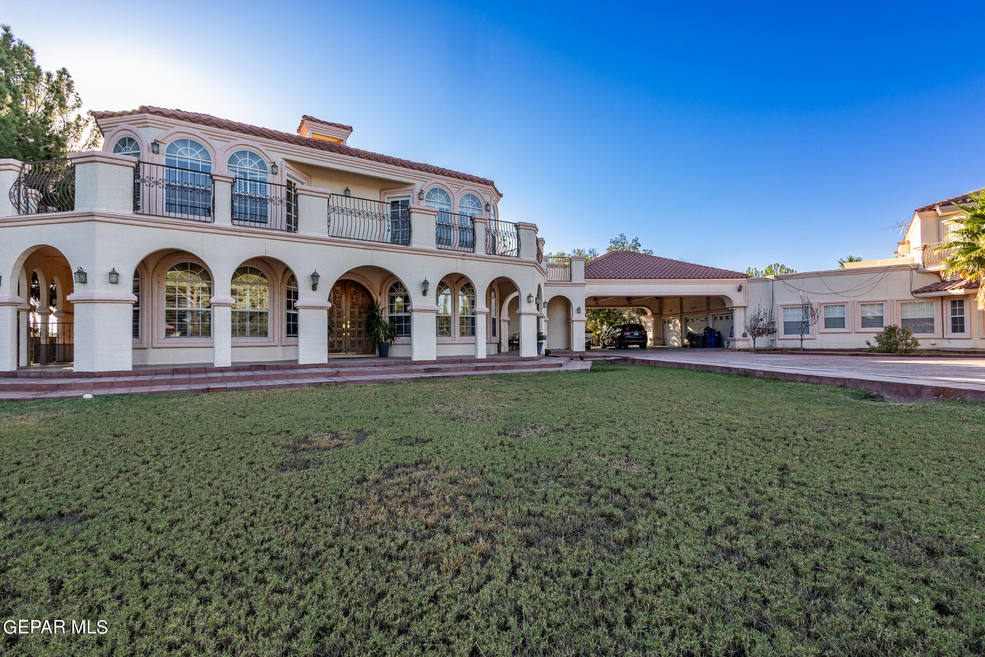 18 Via Placita Property Photo 6