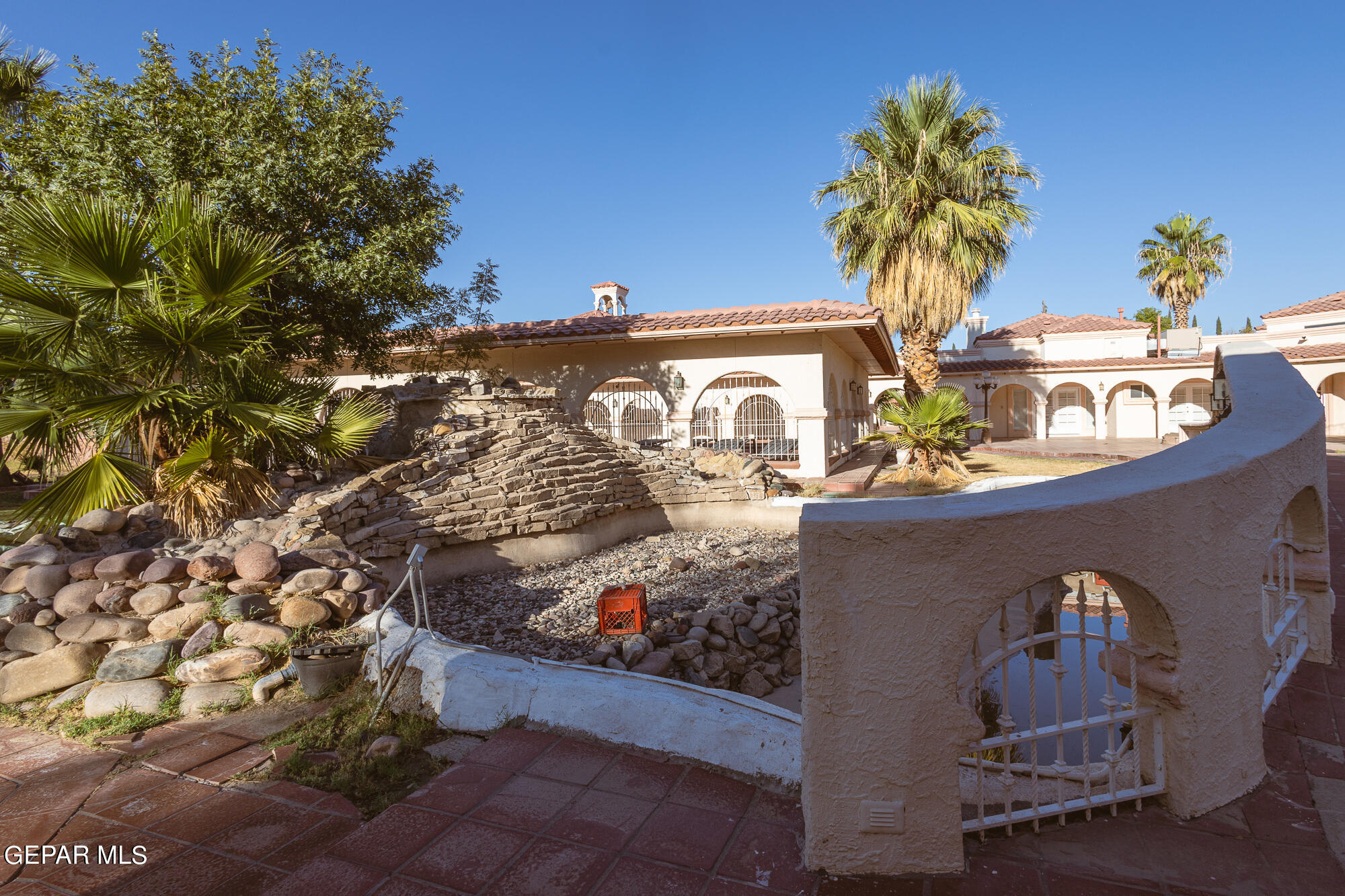 18 Via Placita Property Photo 16