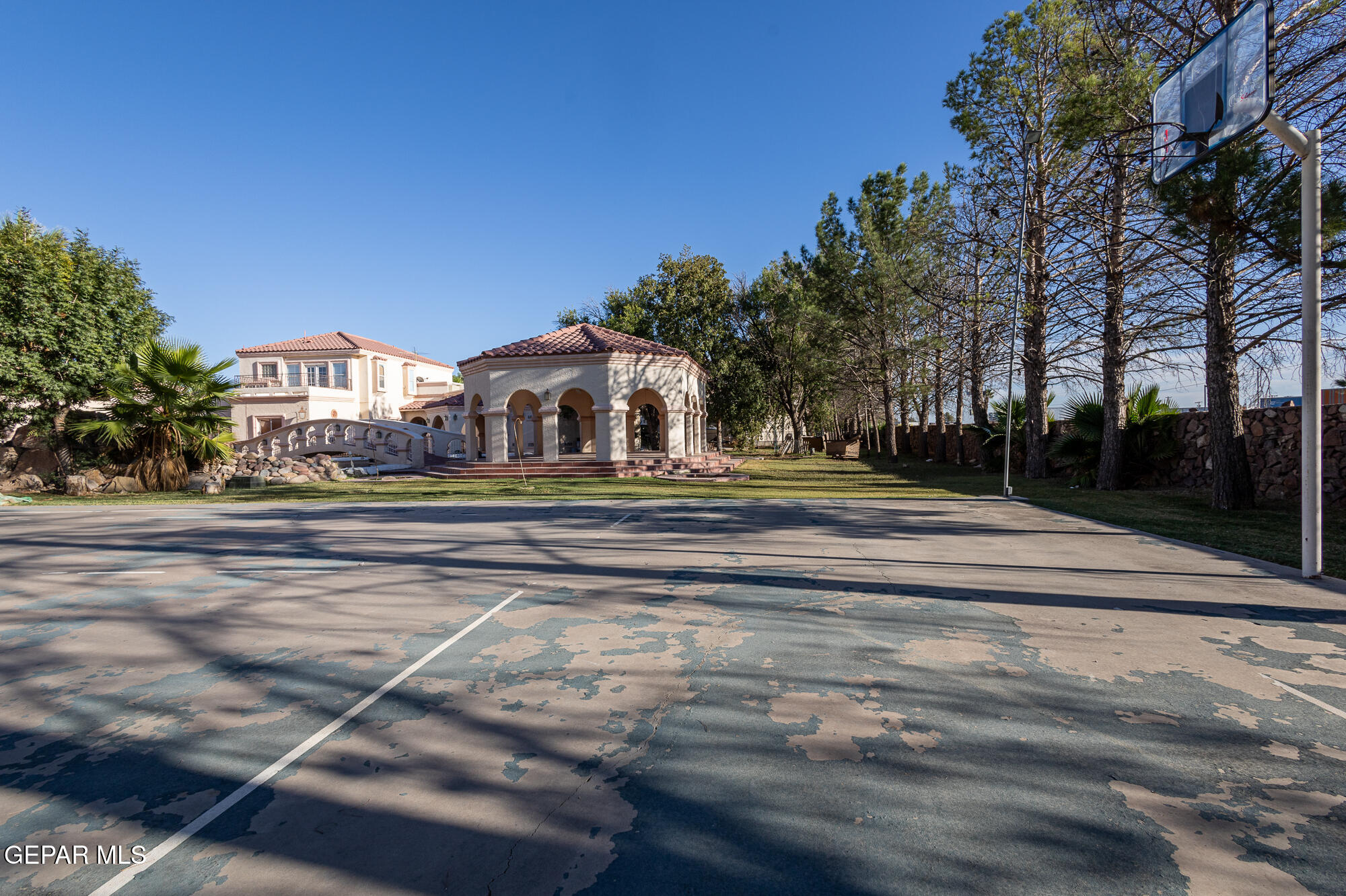 18 Via Placita Property Photo 19