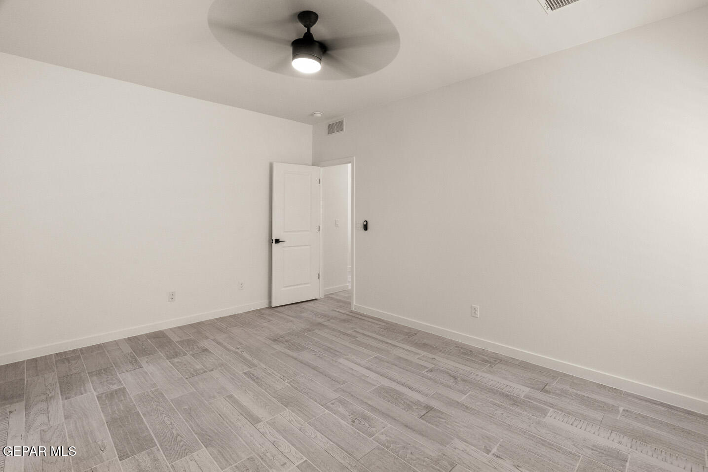 13397 Highworth Drive Property Photo 32