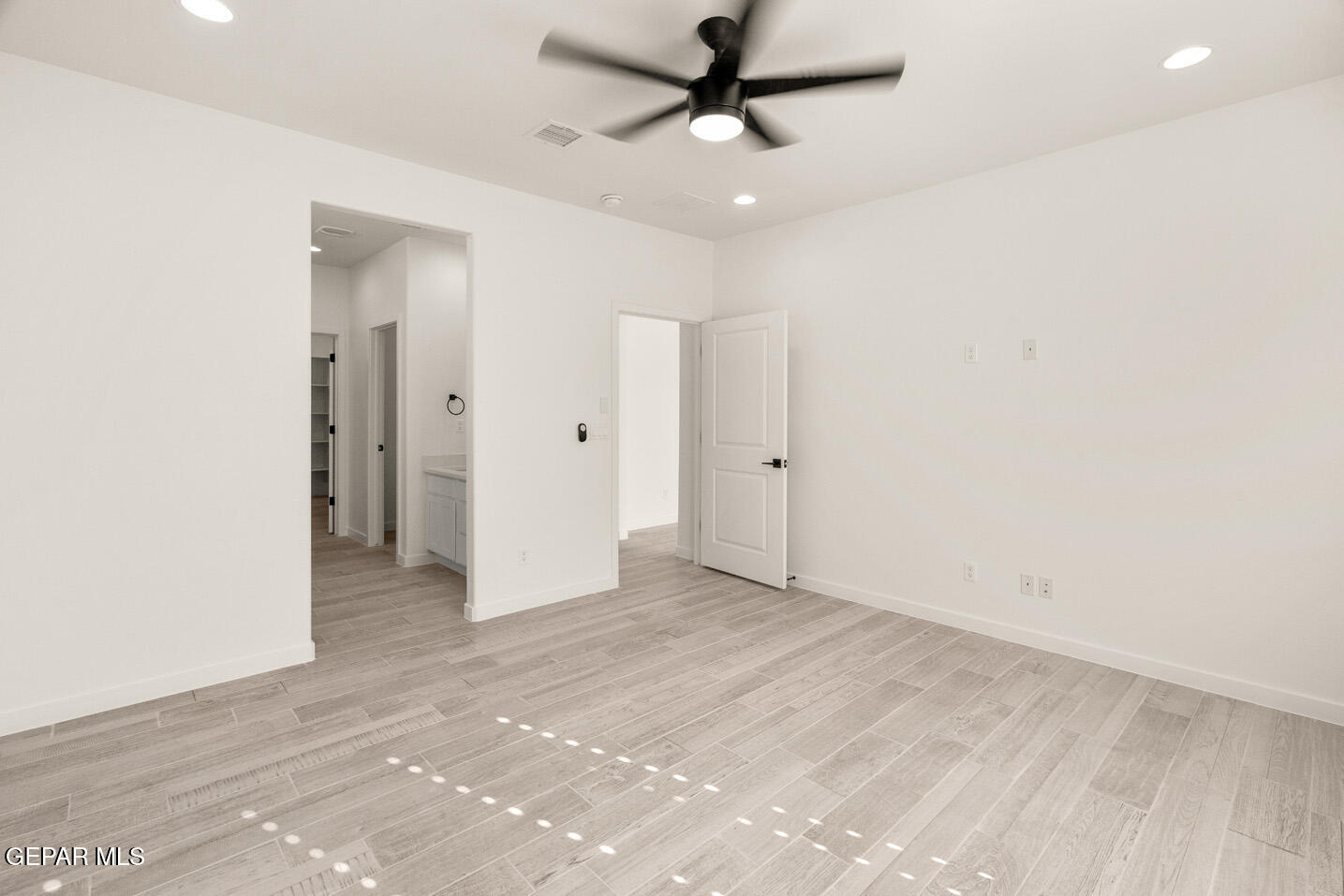 13397 Highworth Drive Property Photo 40