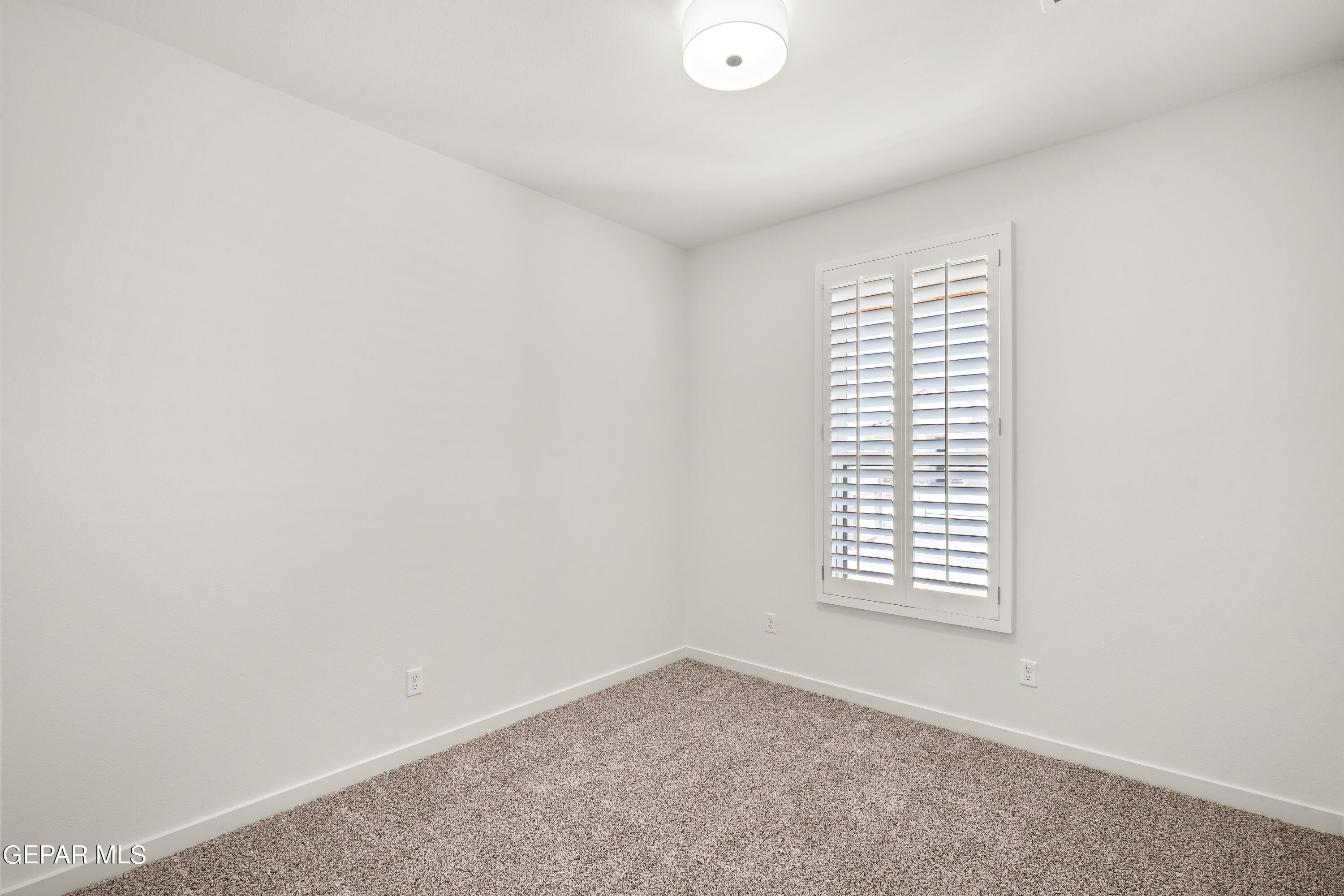 13866 Paseo Central Avenue Property Photo 29