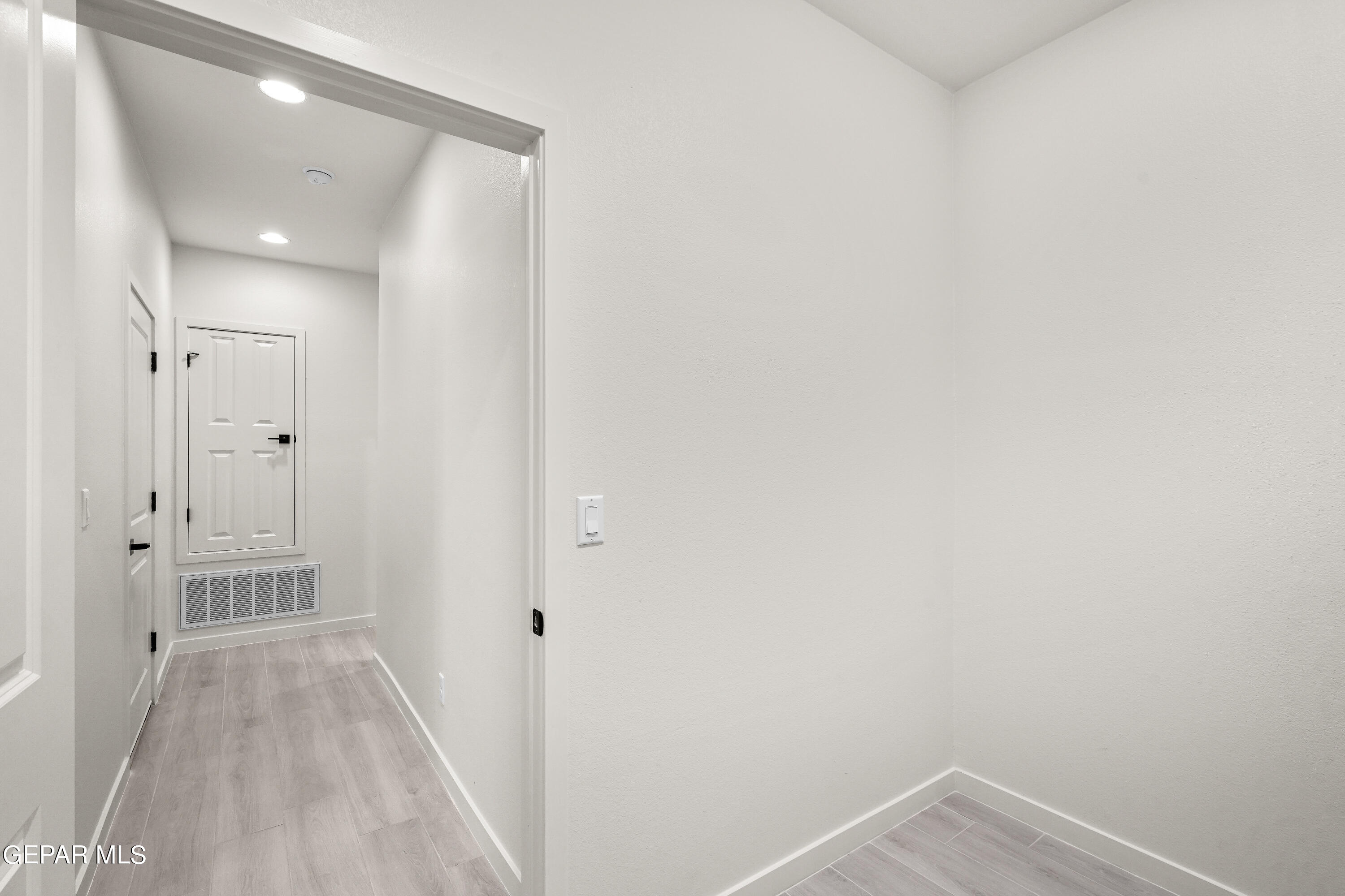 13866 Paseo Central Avenue Property Photo 34