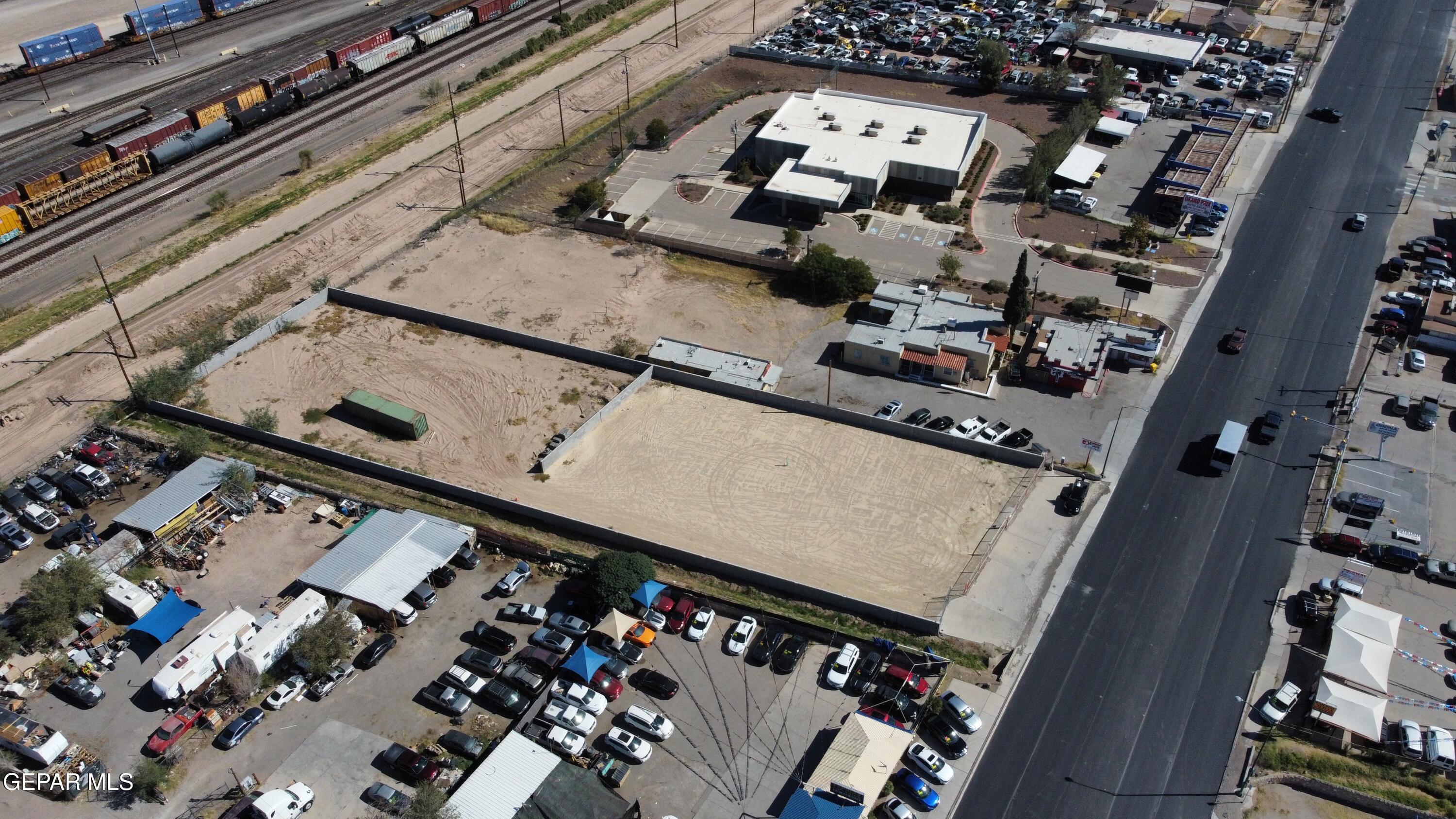 7273 Alameda Avenue Property Photo 16