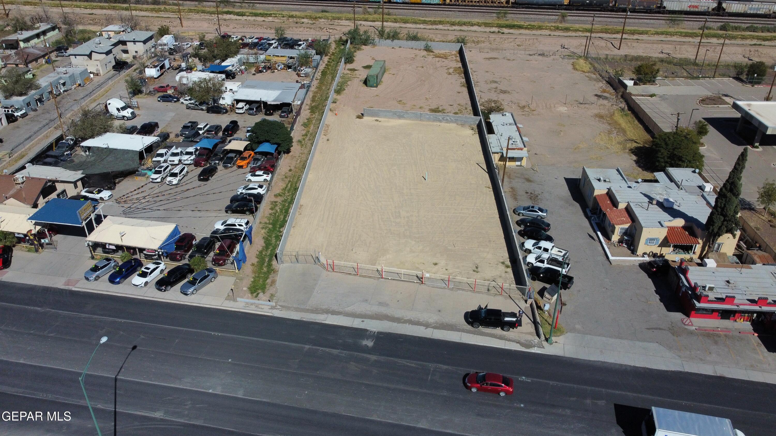 7273 Alameda Avenue Property Photo 18