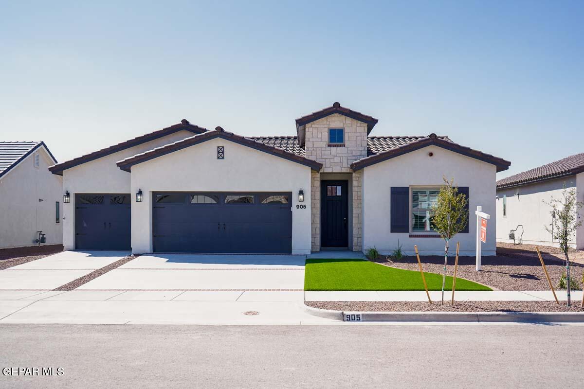 905 Alcestor Place Property Photo 1