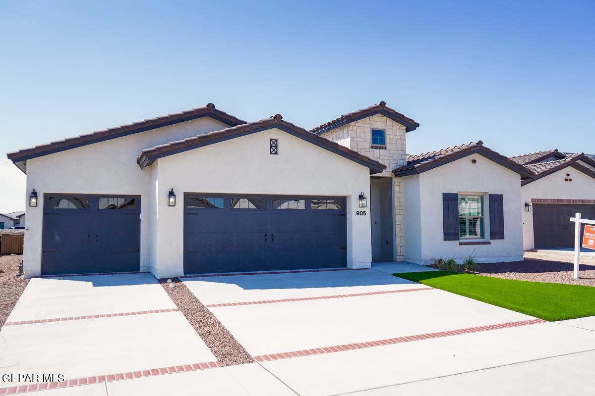 905 Alcestor Place Property Photo 2