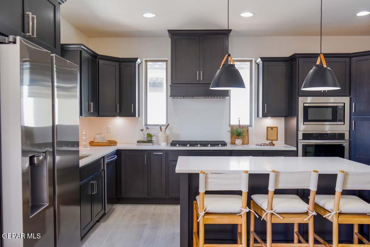 905 Alcestor Place Property Photo 8