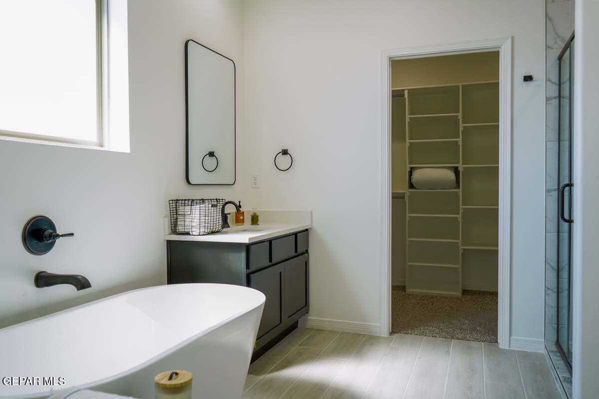 905 Alcestor Place Property Photo 17