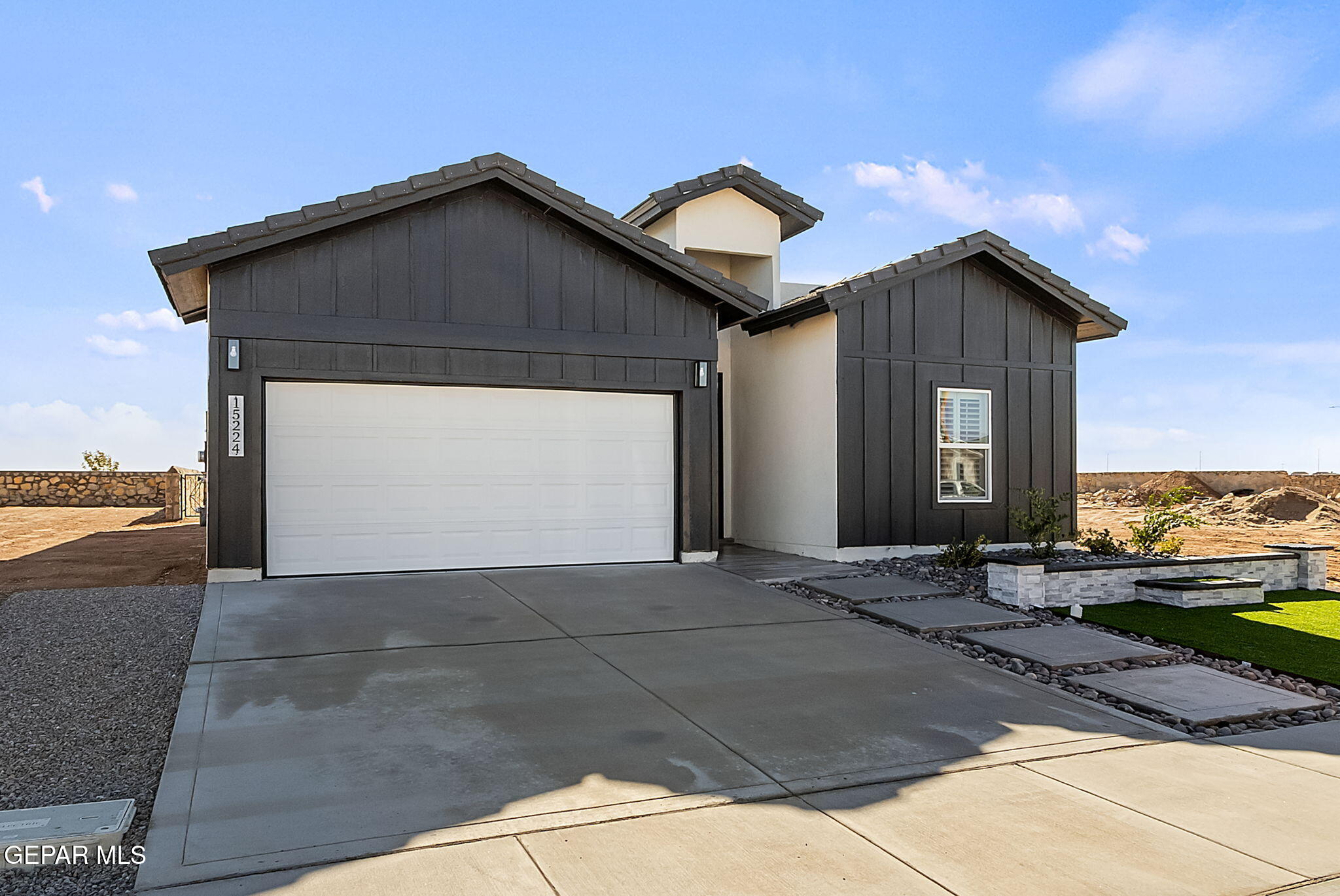 15224 Gauge Ct. Property Photo 2