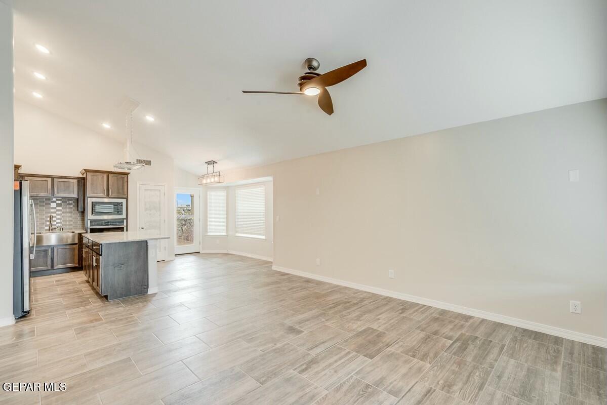 3877 Surmise Street Property Photo