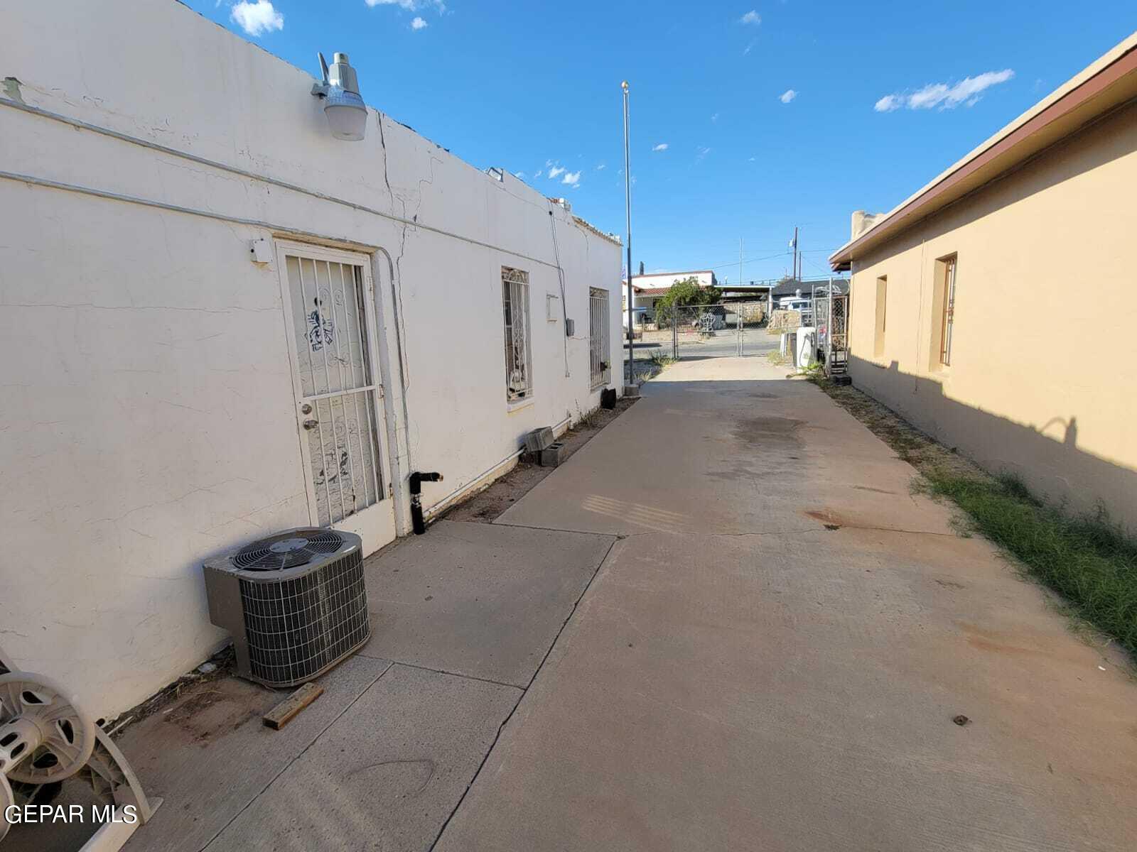 5612 Dailey Avenue Property Photo 4