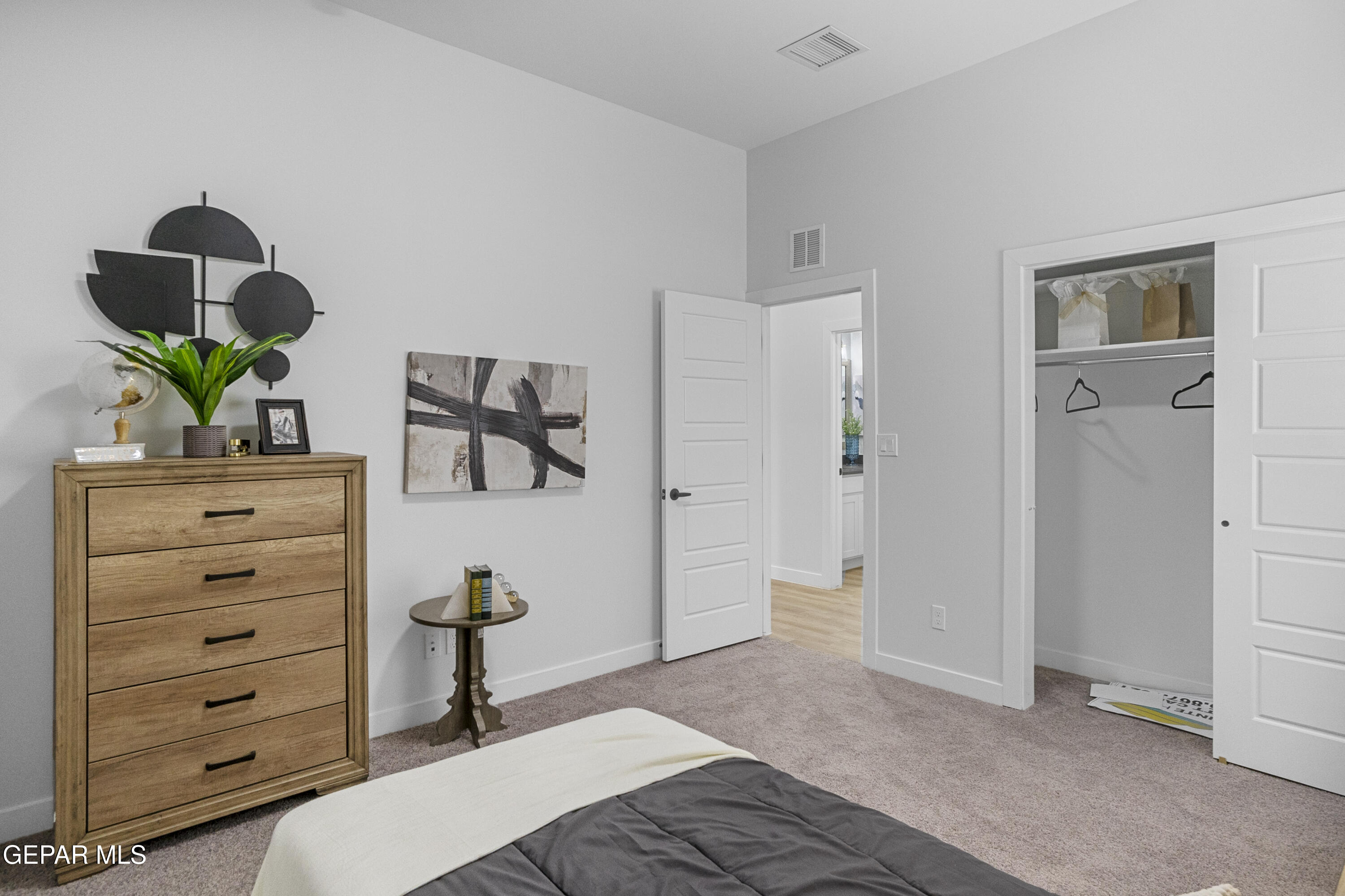 15253 Gauge Court Property Photo 1