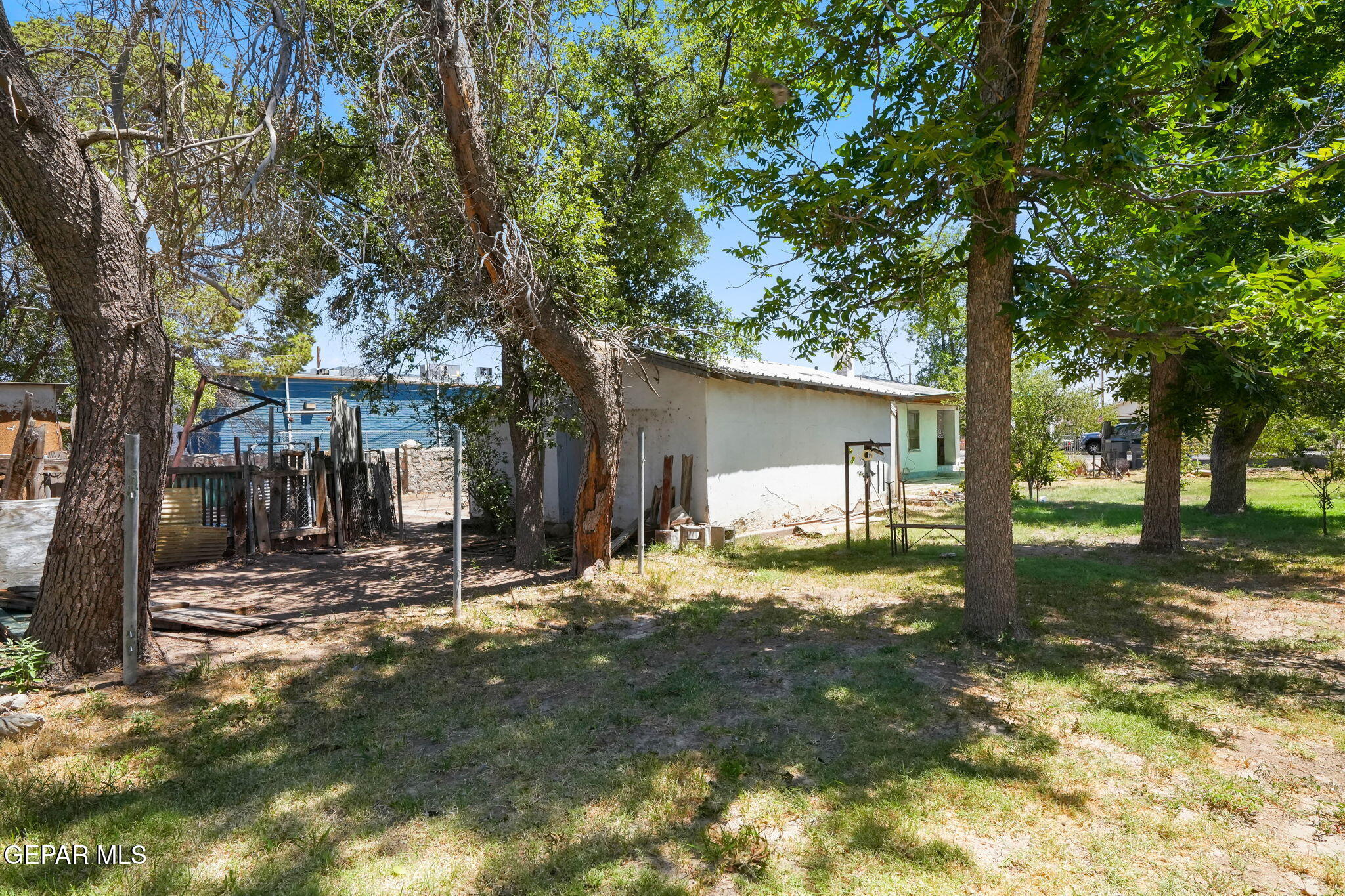 145 S Clark Drive Property Photo 34