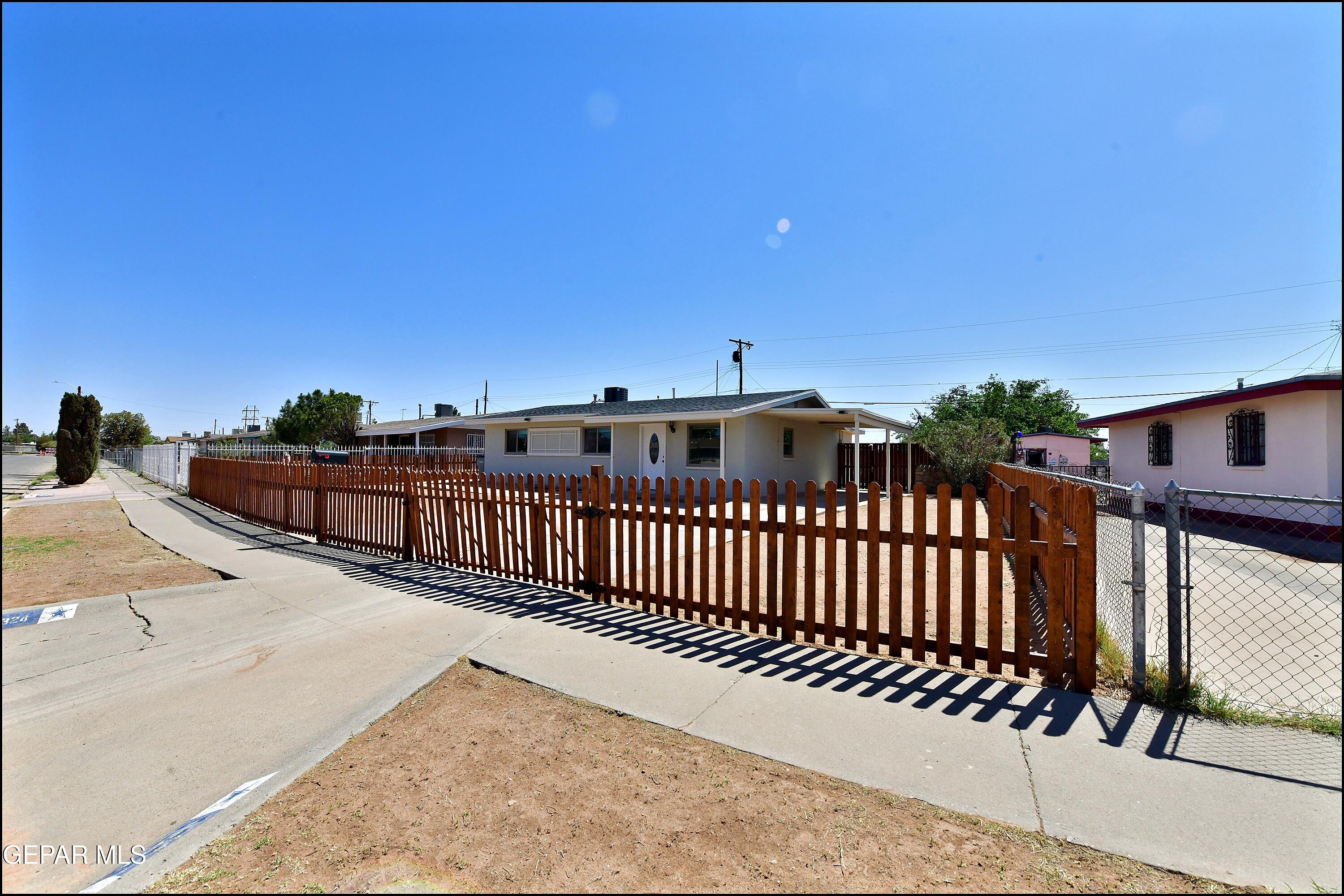 10324 Newport Drive Drive Property Photo