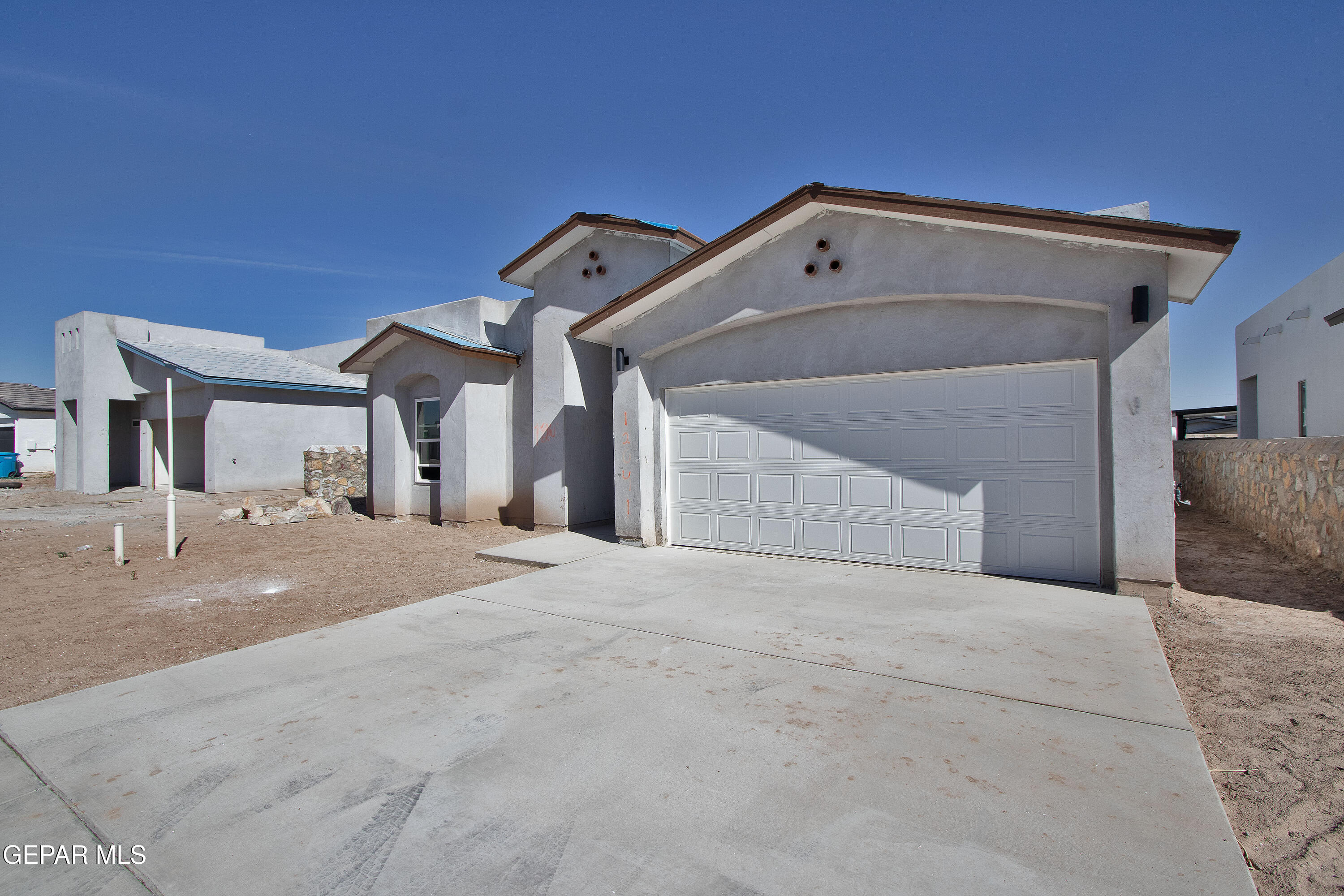 12041 Iron Hollow Street Property Photo 2