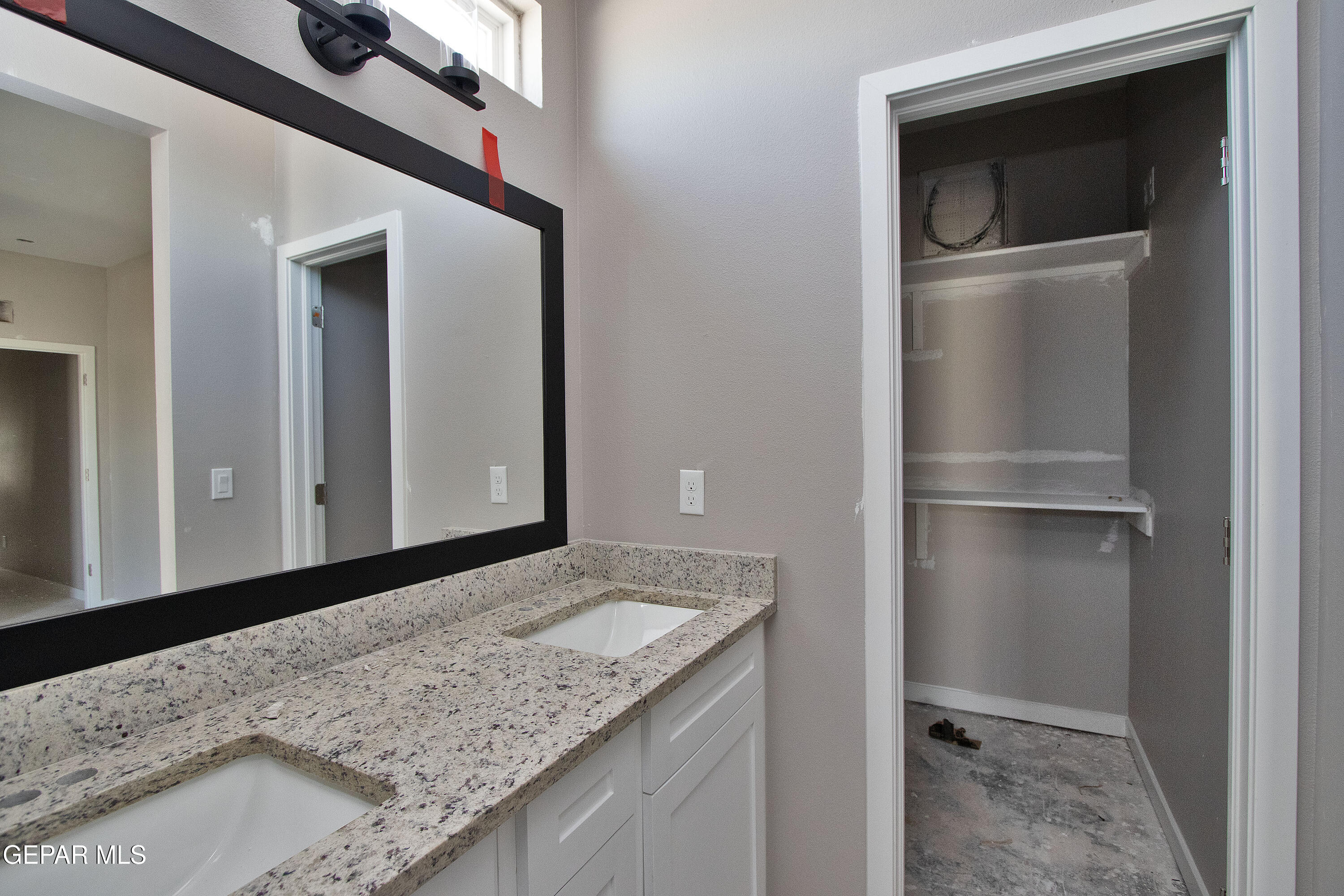 12041 Iron Hollow Street Property Photo 20