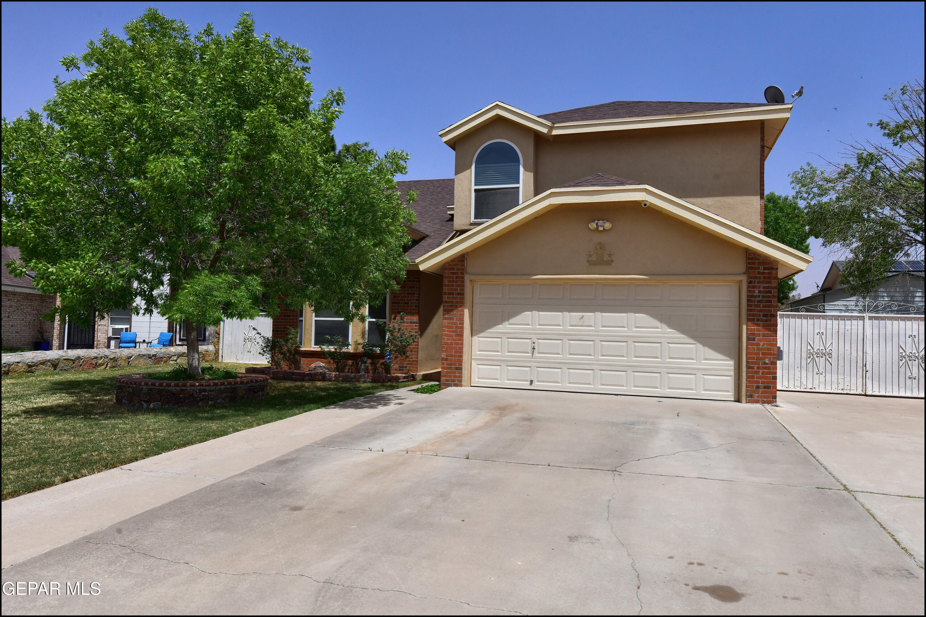 390 Medill Place Property Photo