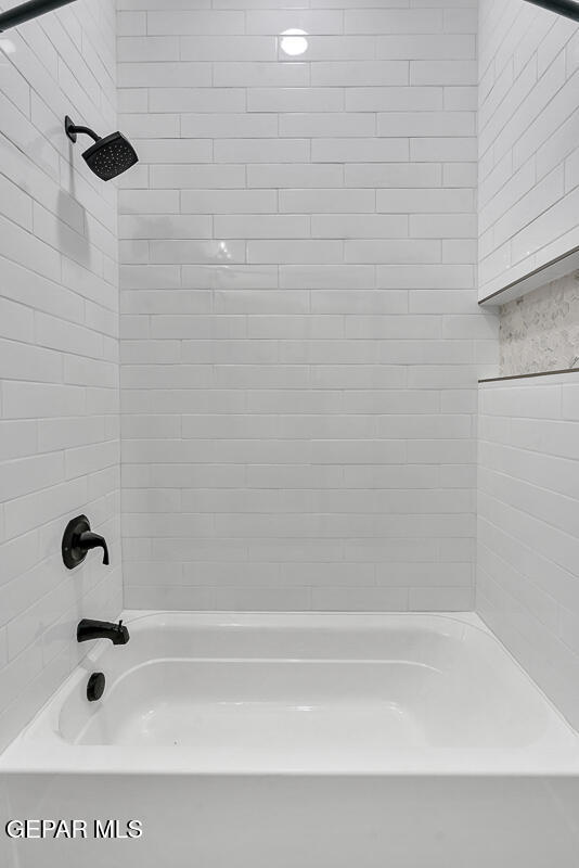 248 Emerald Storm Place Property Photo 10