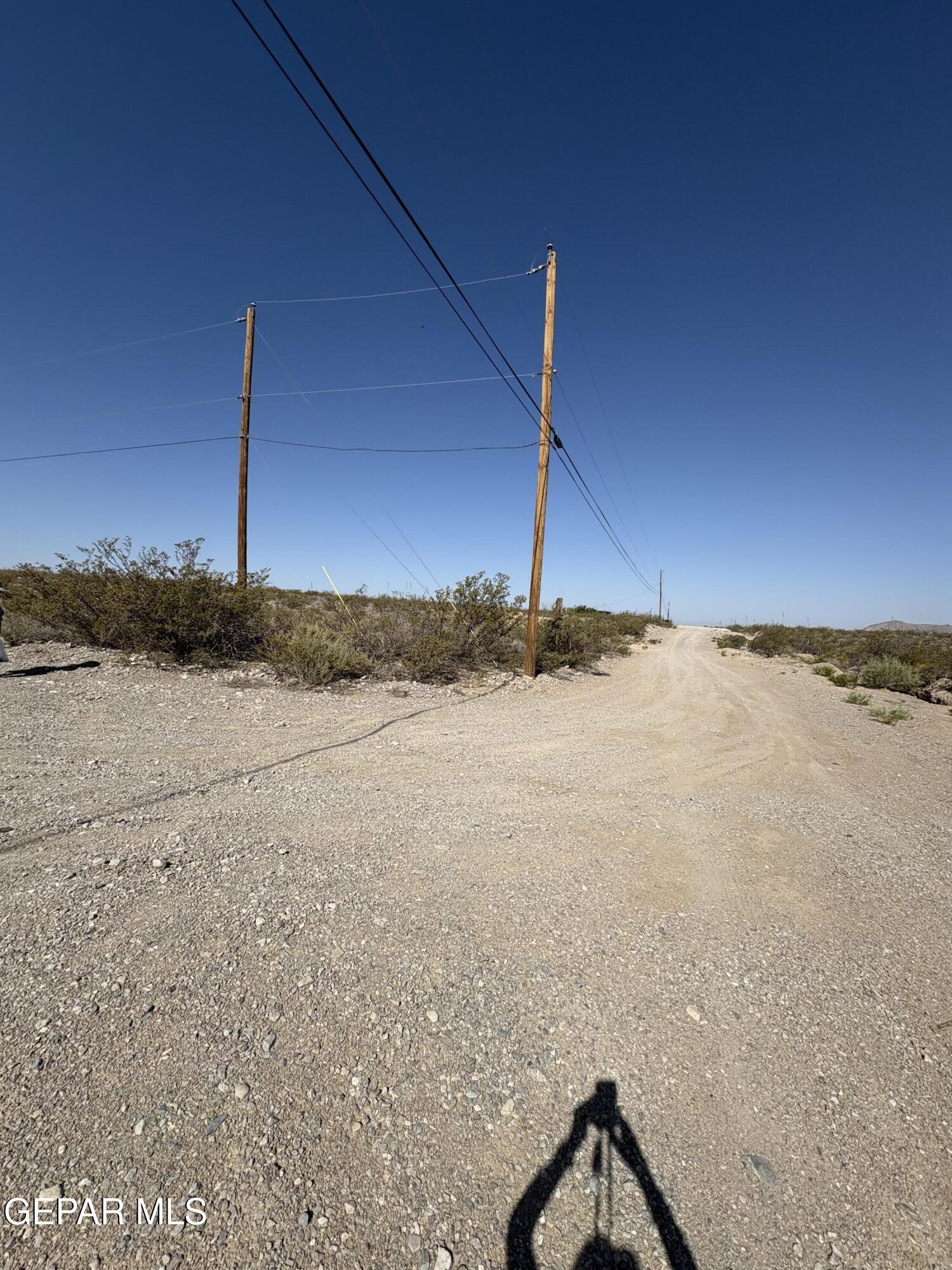18350-60 Carinha Avenue Property Photo 8