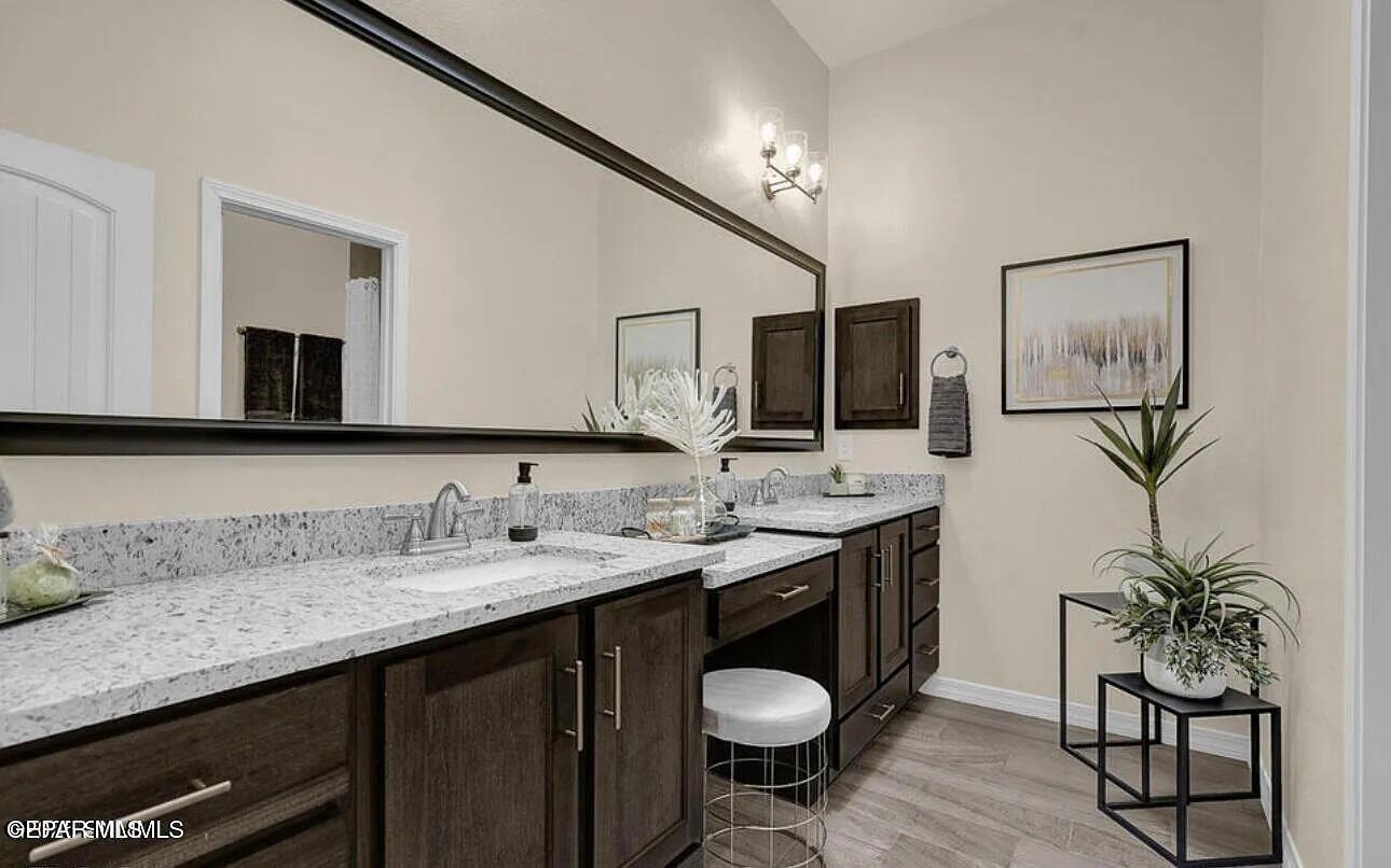 535 Valley Quail Court Property Photo 17