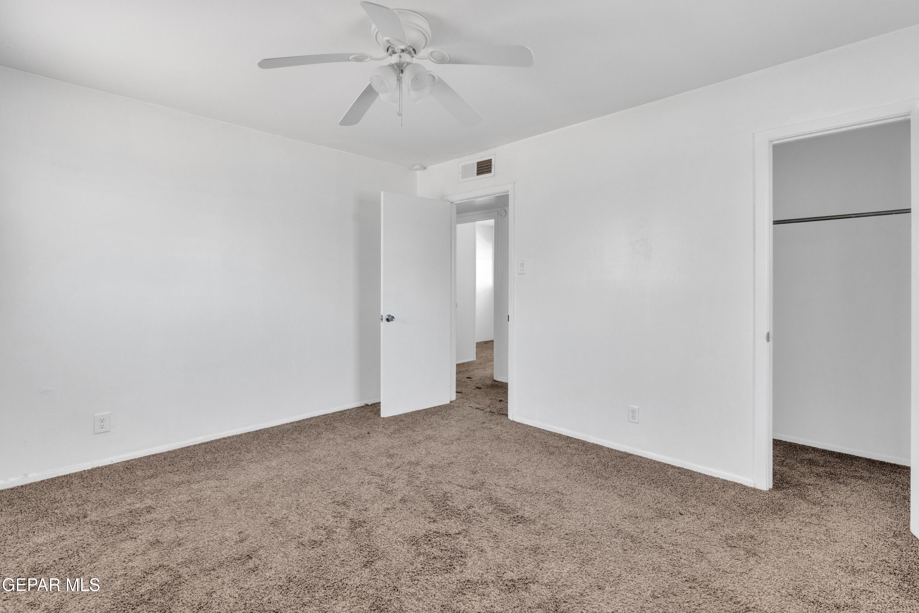 7605 Parkland Drive Property Photo 24