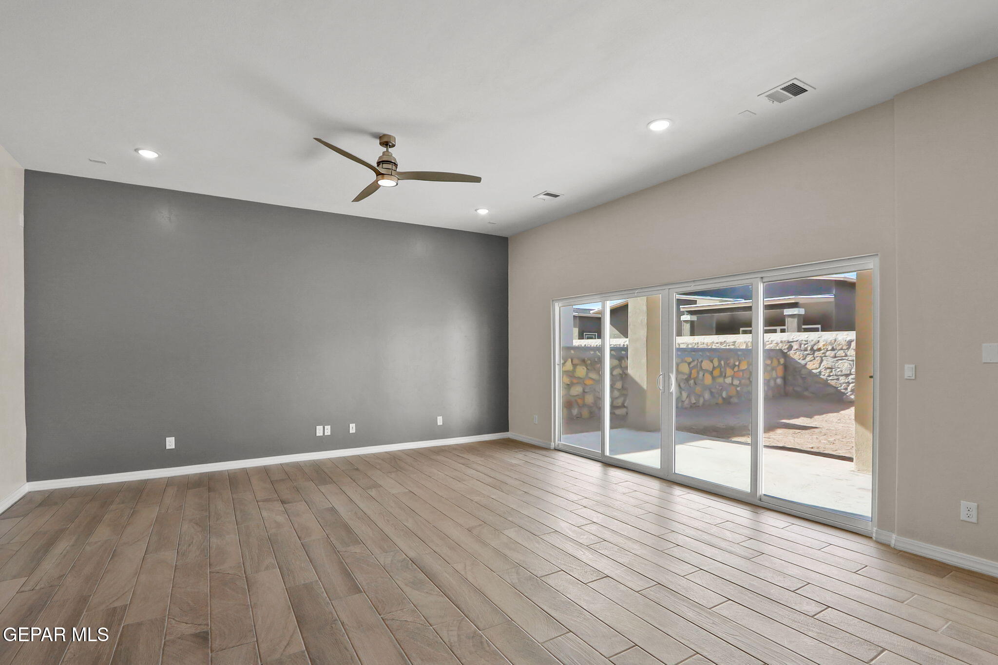 15324 Conviction Avenue Property Photo 17