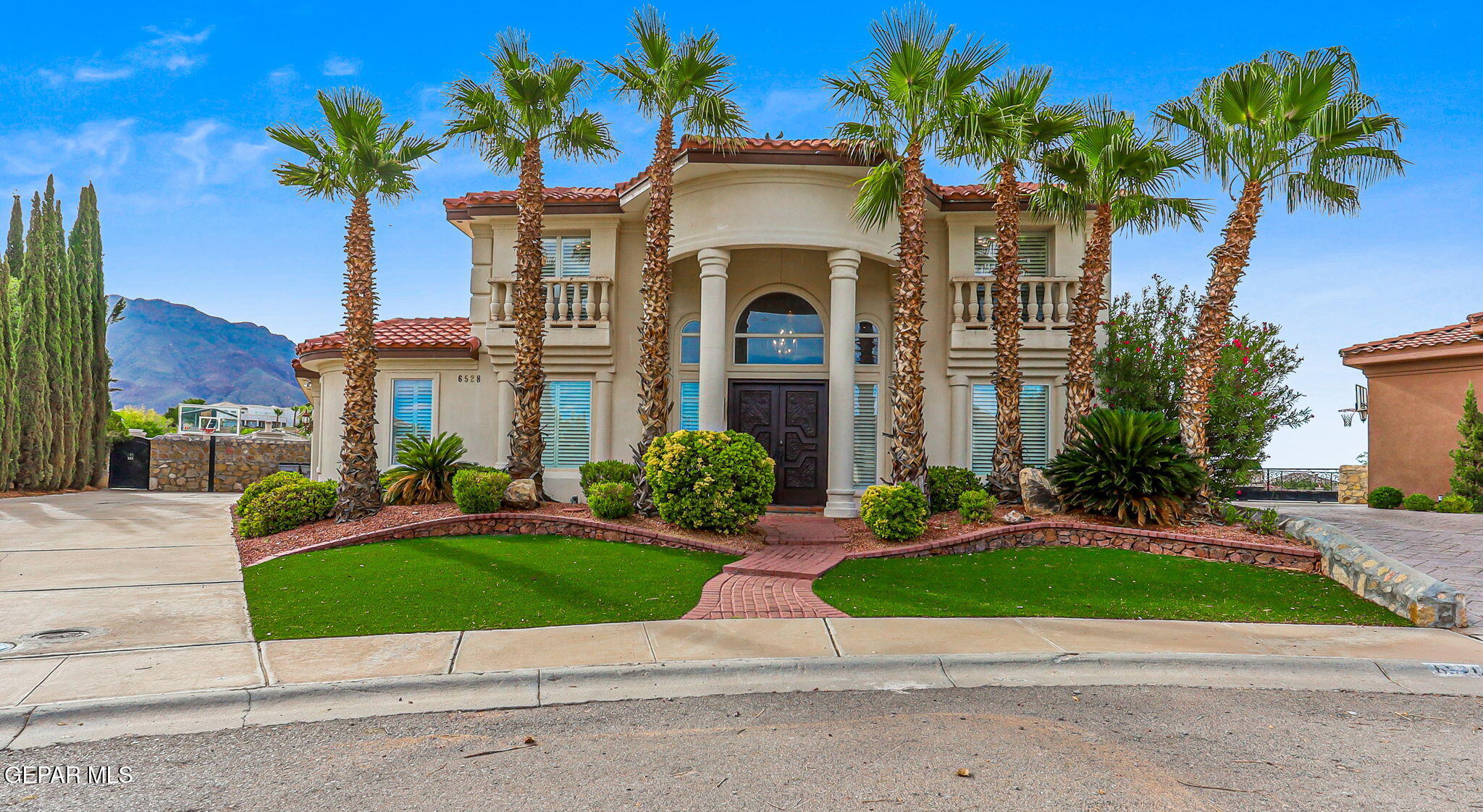 6528 CALLE PLACIDO Drive